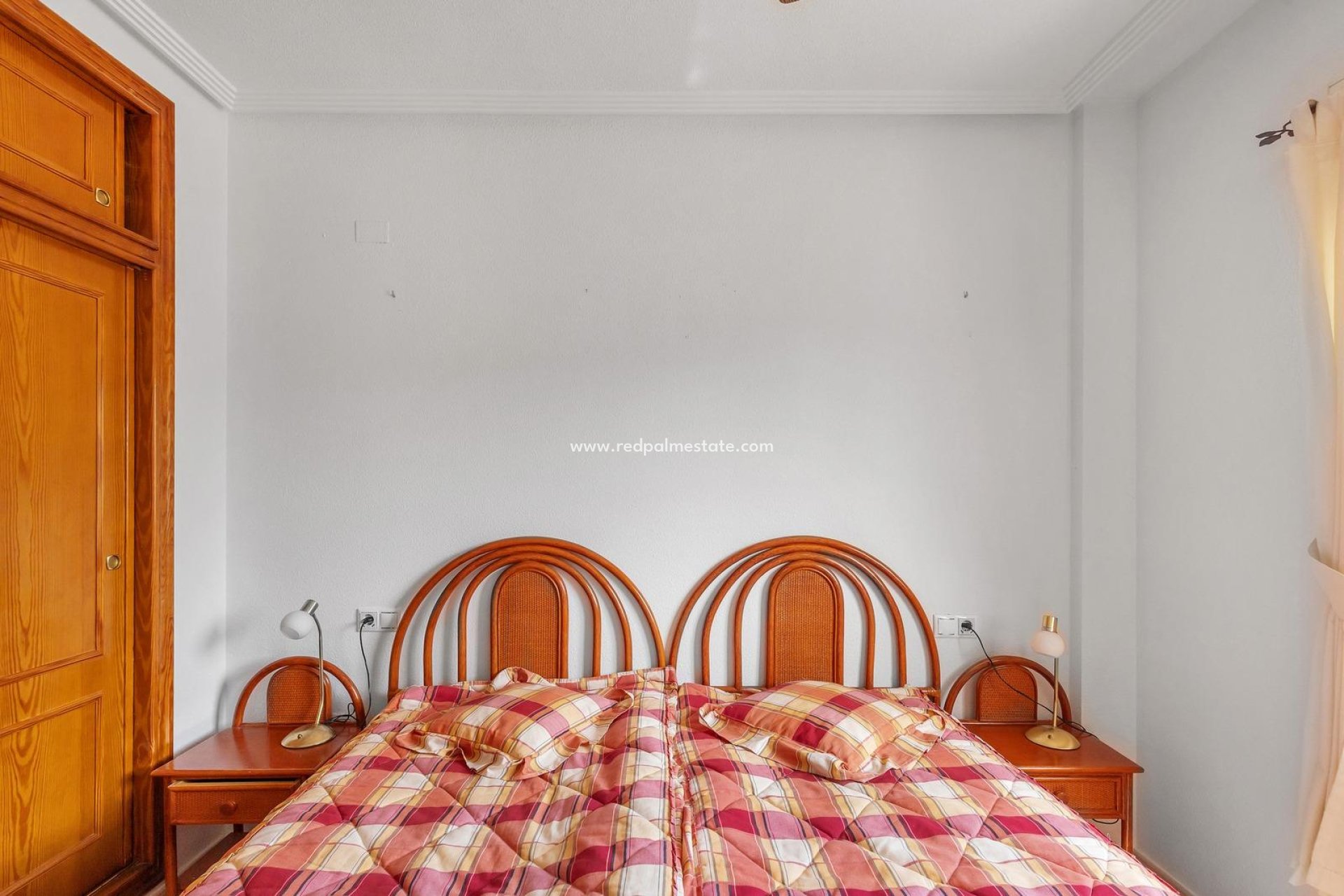 Resale - Apartment -
Orihuela Costa - Villamartín