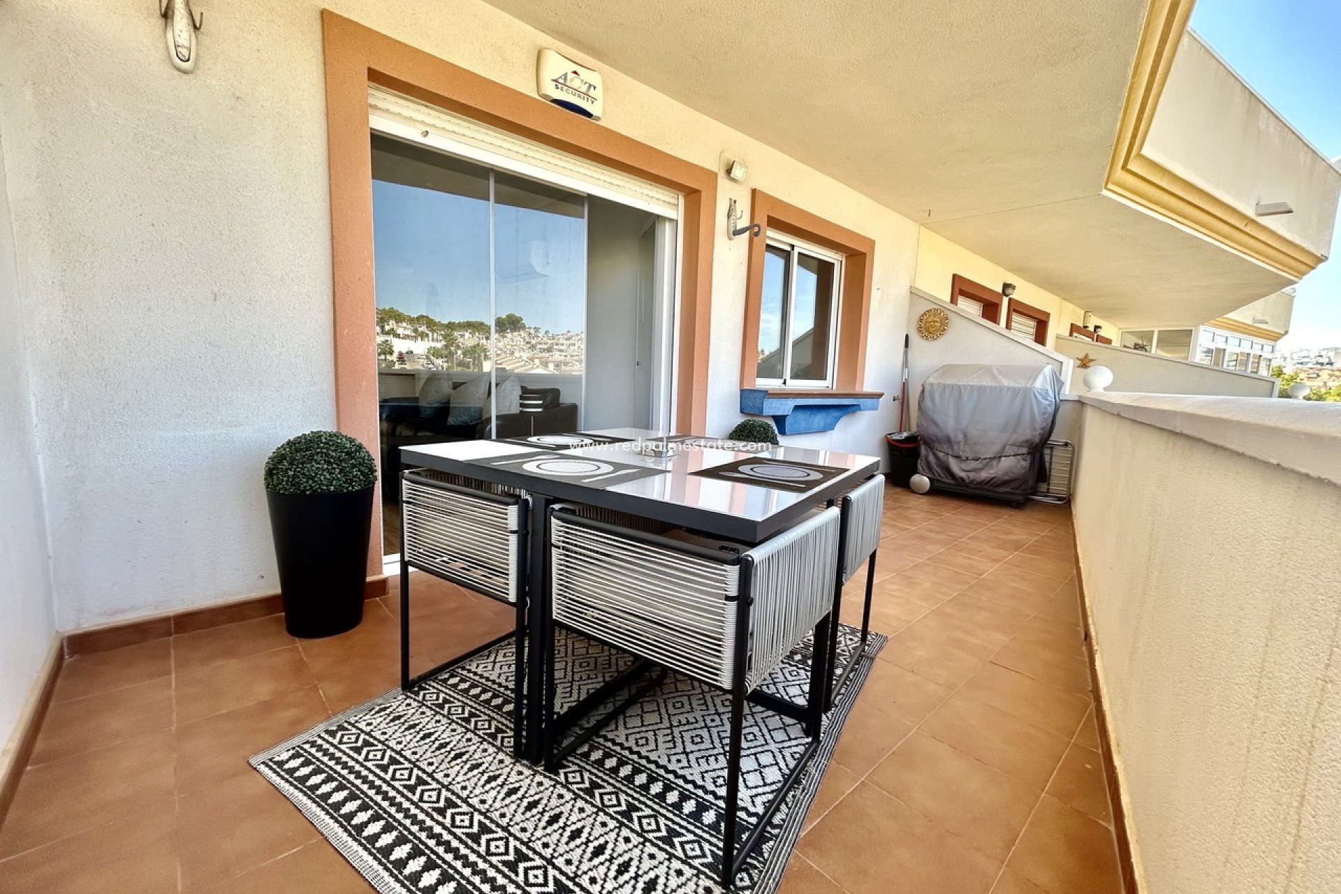 Resale - Apartment -
Orihuela Costa - Villamartín