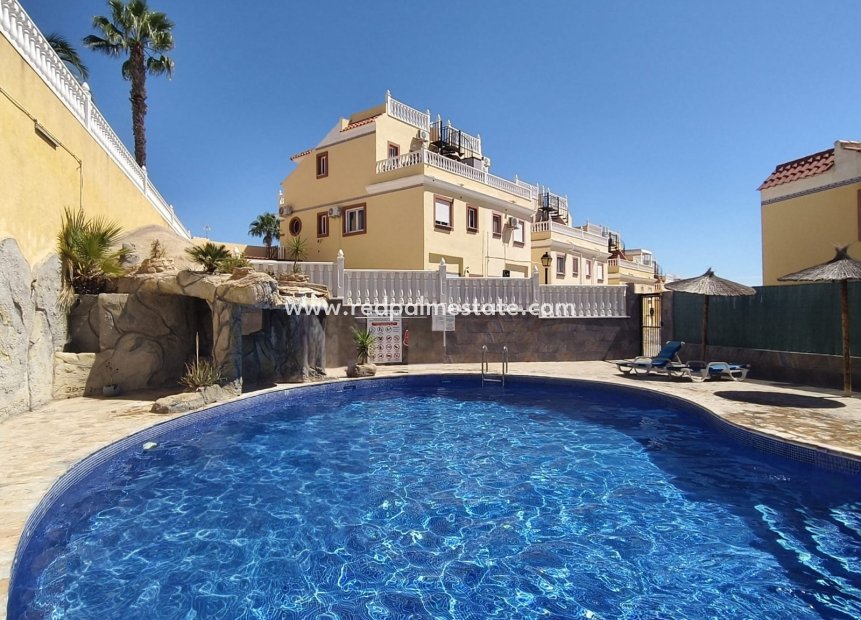 Resale - Apartment -
Orihuela Costa - Villamartín