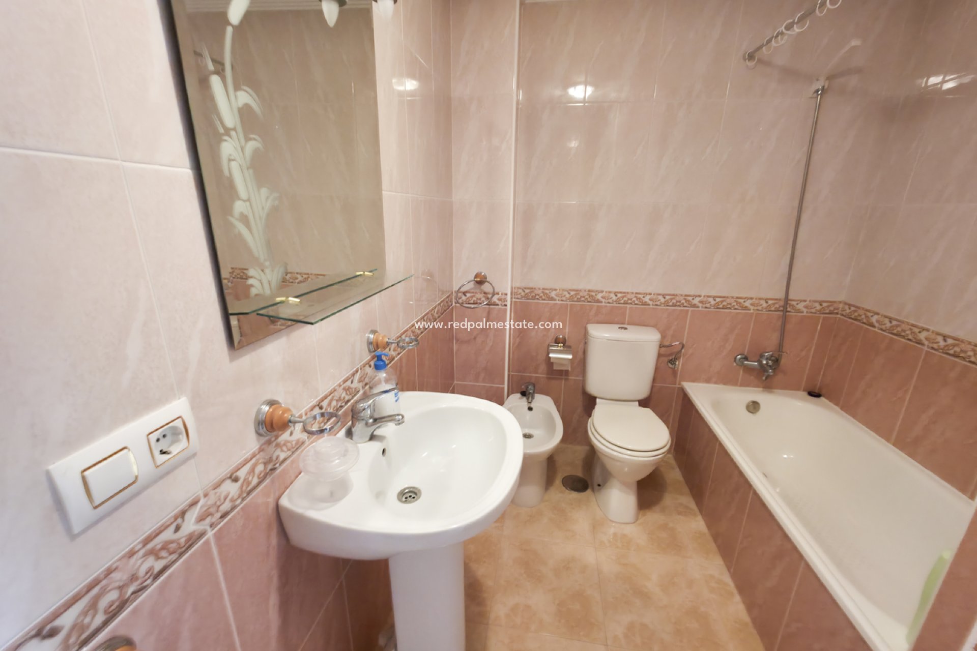 Resale - Apartment -
Orihuela Costa - Villamartín
