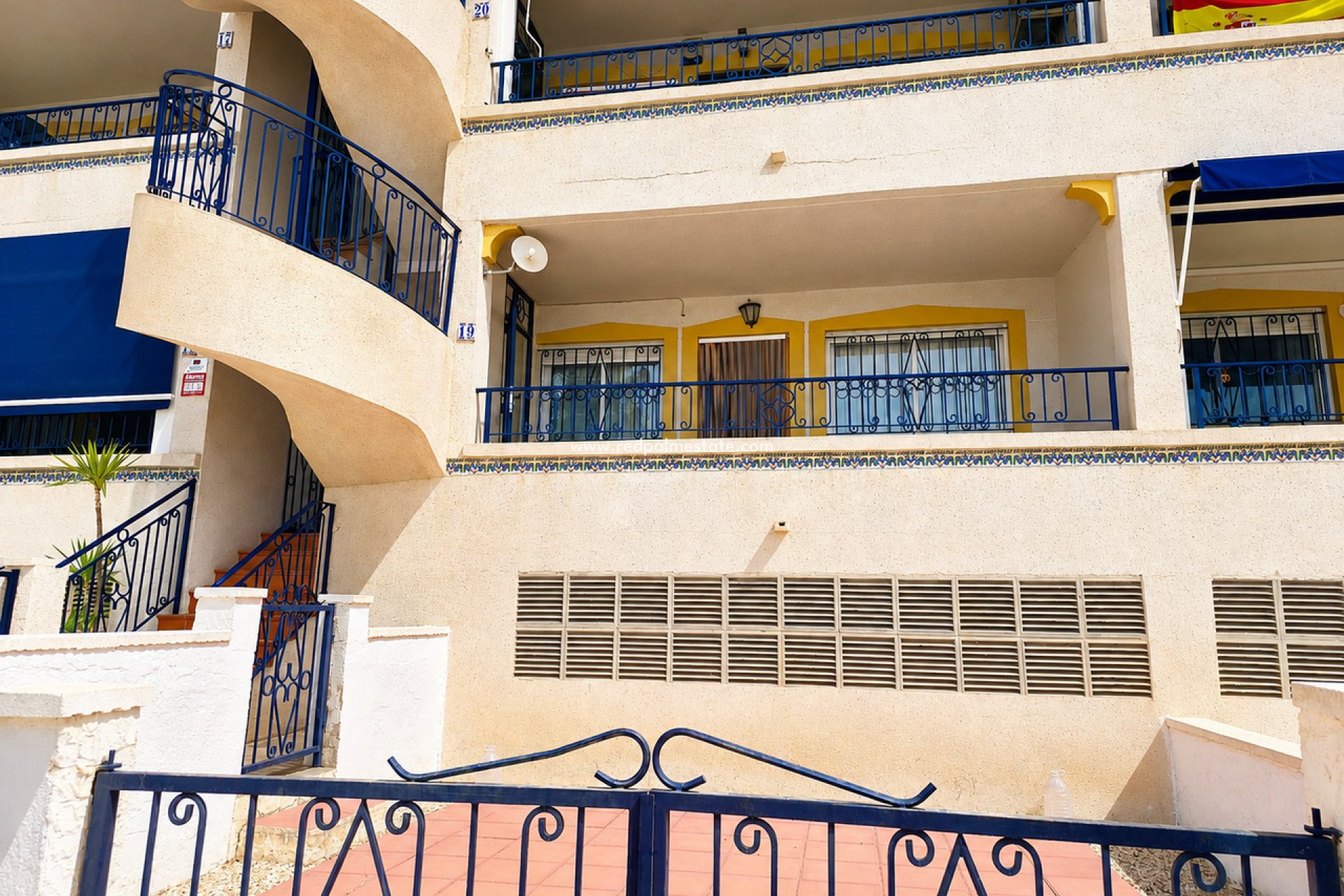 Resale - Apartment -
Orihuela Costa - Villamartín