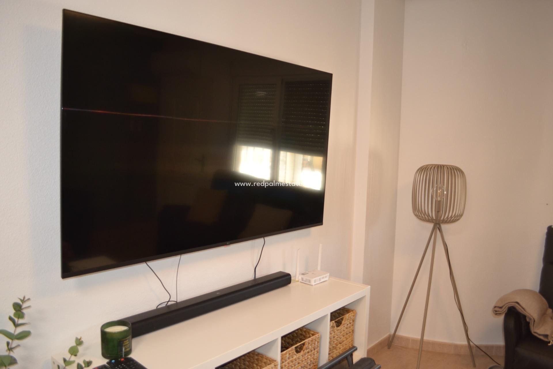 Resale - Apartment -
Orihuela Costa - Villamartín