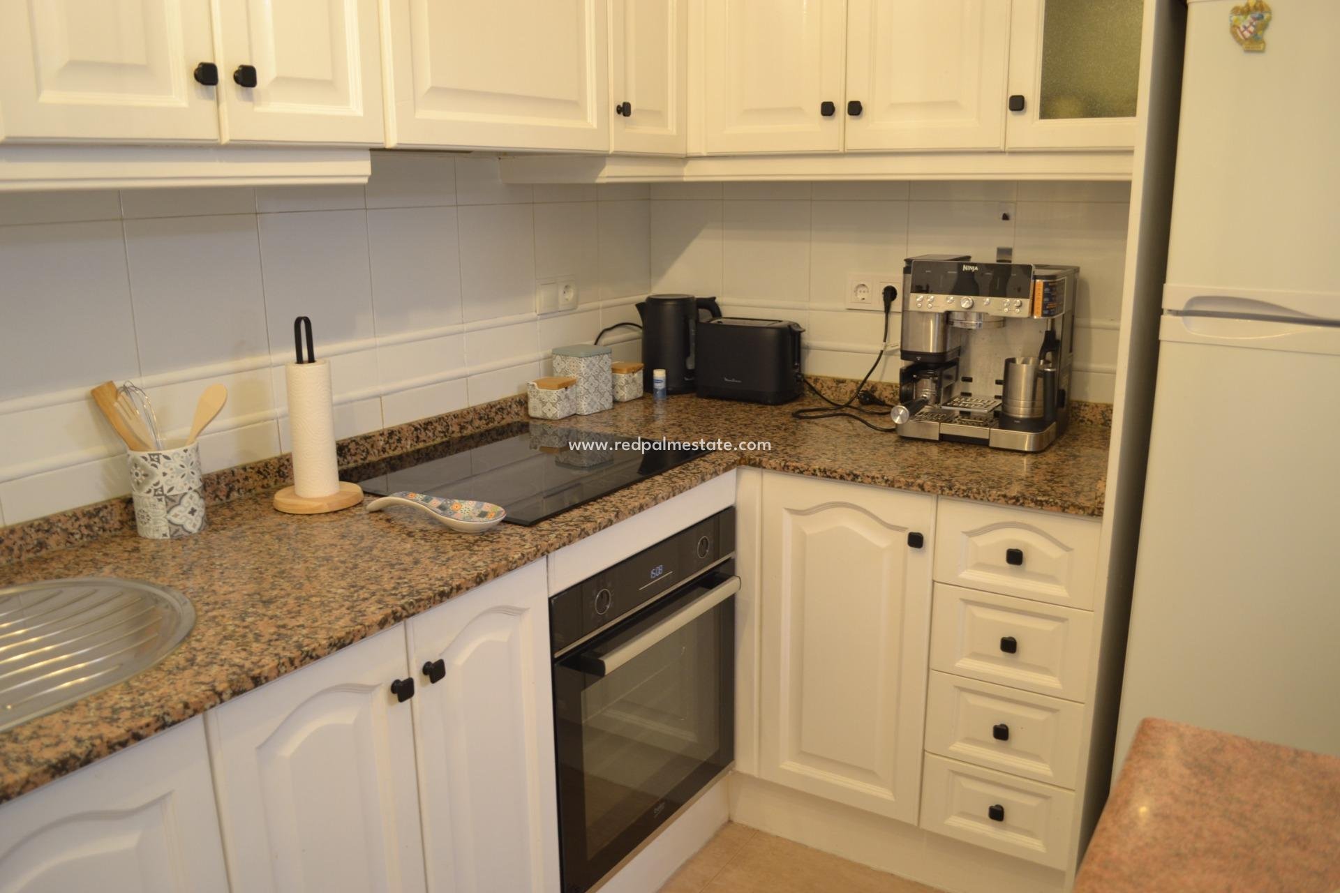 Resale - Apartment -
Orihuela Costa - Villamartín