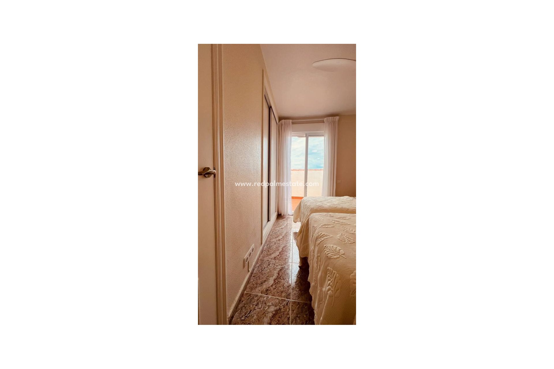 Resale - Apartment -
Orihuela Costa - Villamartín
