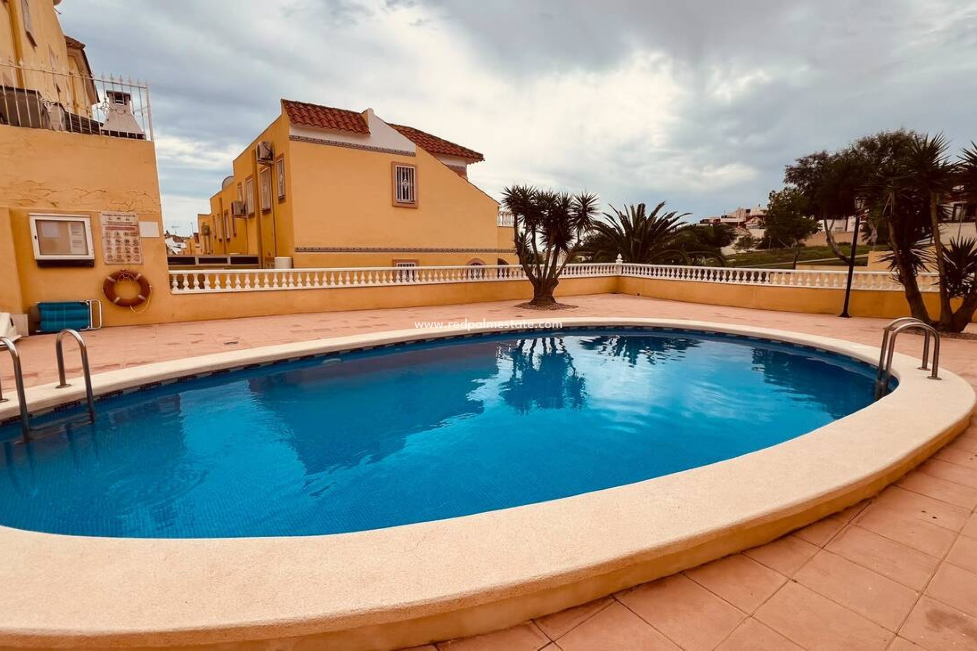 Resale - Apartment -
Orihuela Costa - Villamartín