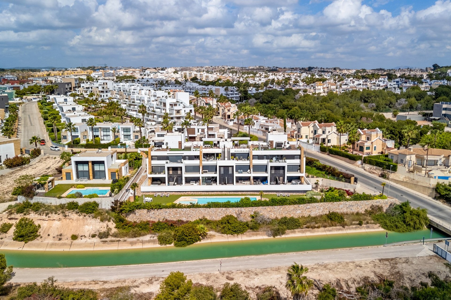 Resale - Apartment -
Orihuela Costa - Villamartín