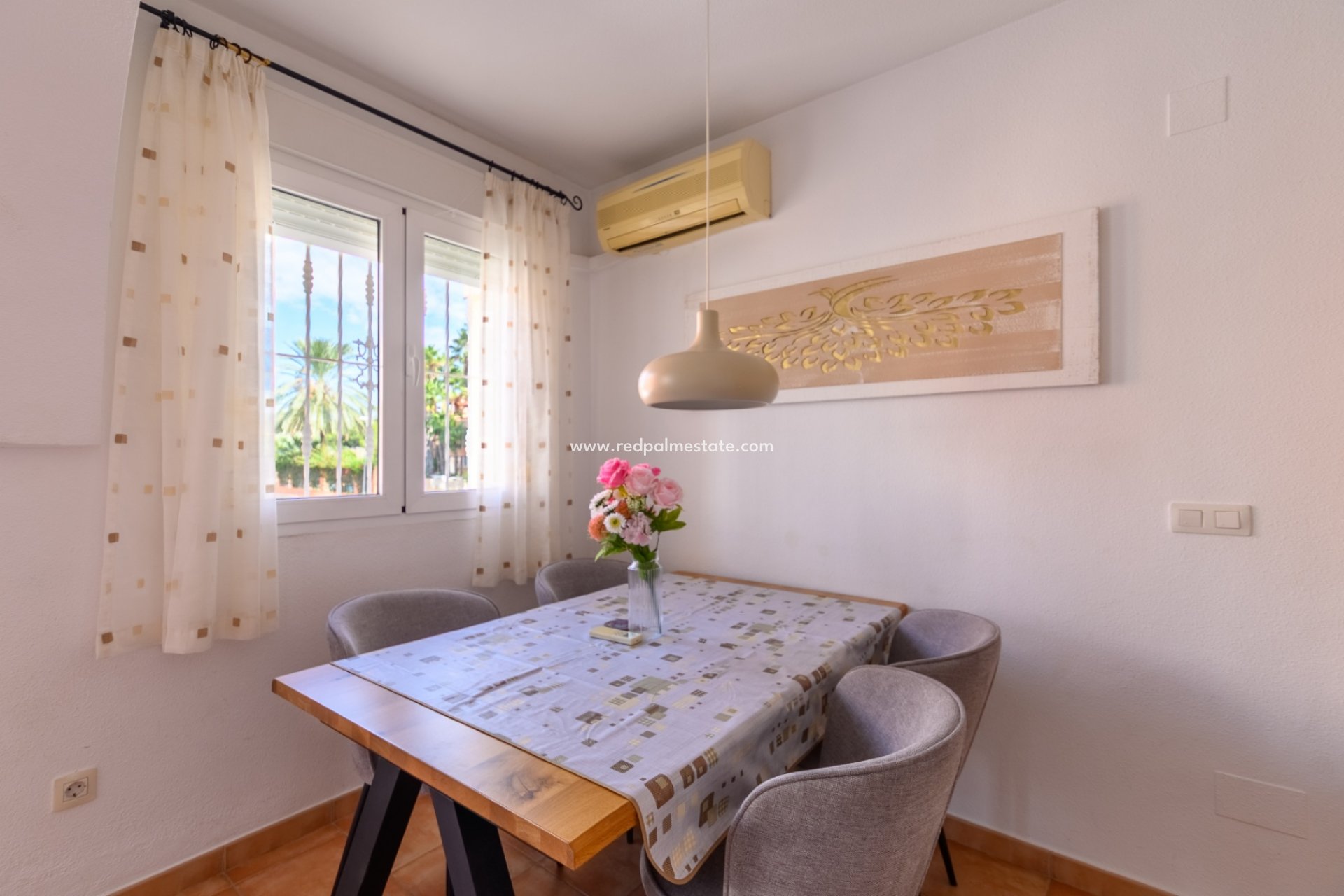 Resale - Apartment -
Orihuela Costa - Villamartín