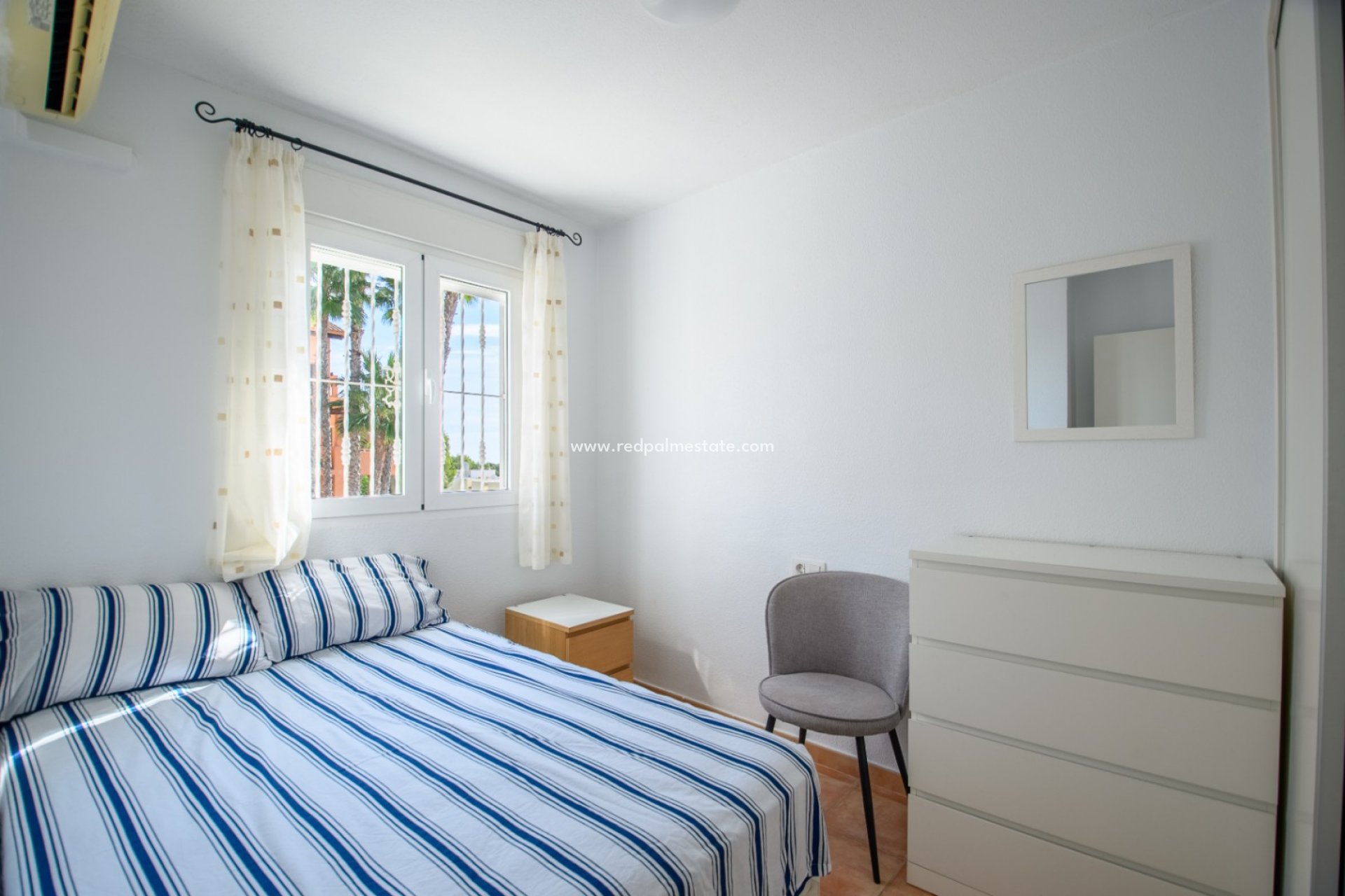 Resale - Apartment -
Orihuela Costa - Villamartín