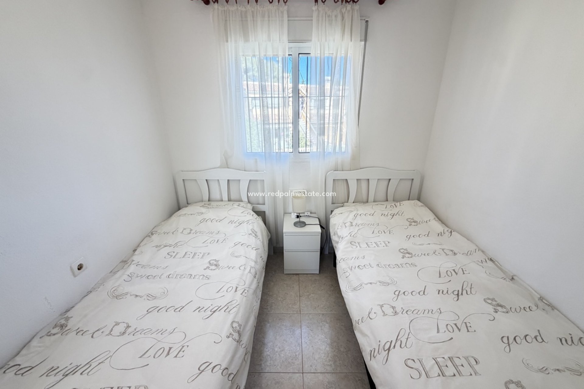 Resale - Apartment -
Orihuela Costa - Villamartín