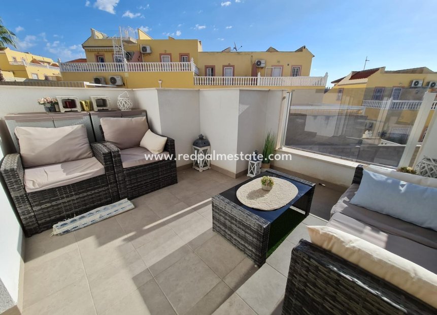 Resale - Apartment -
Orihuela Costa - Villamartín
