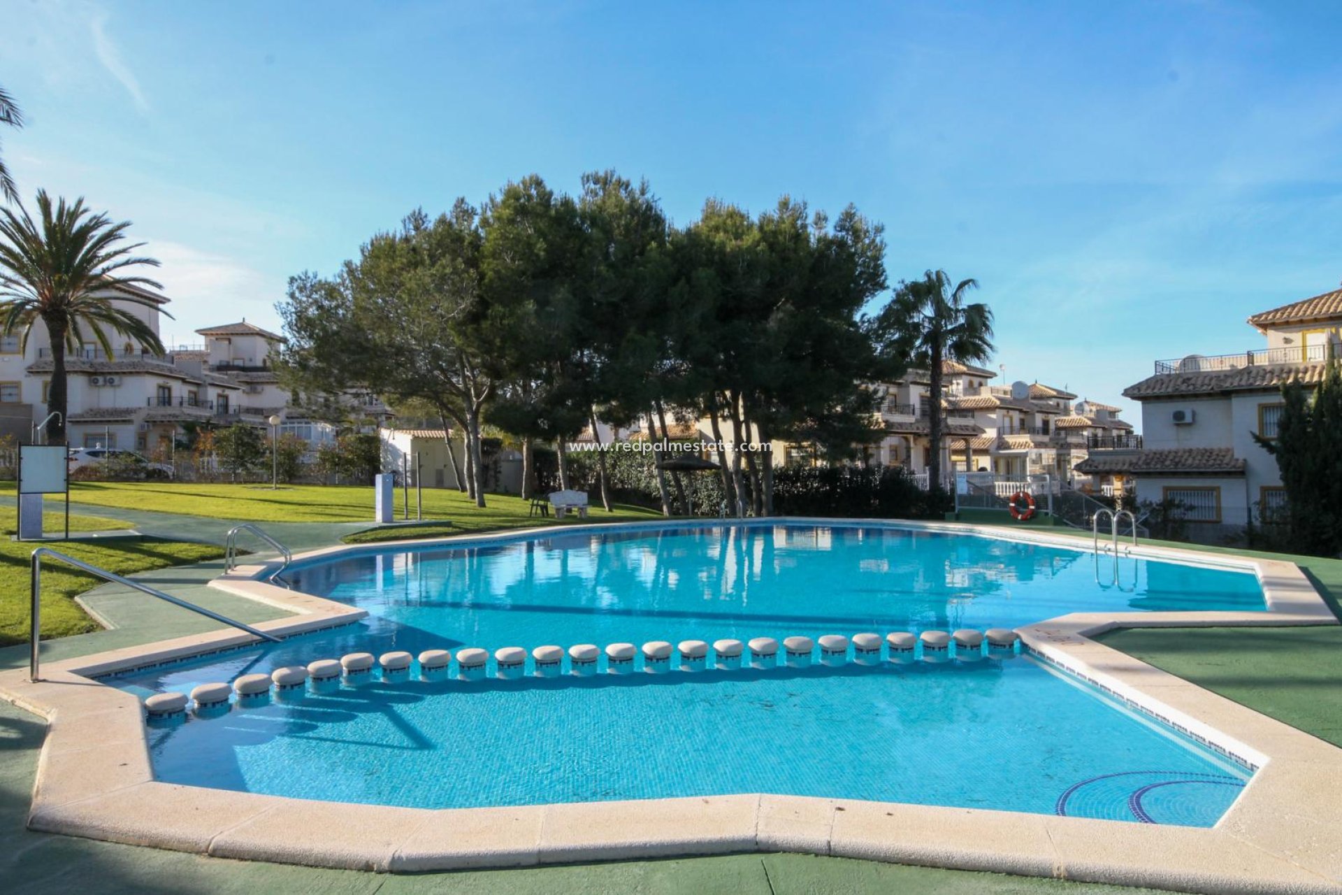 Resale - Apartment -
Orihuela Costa - Villamartín