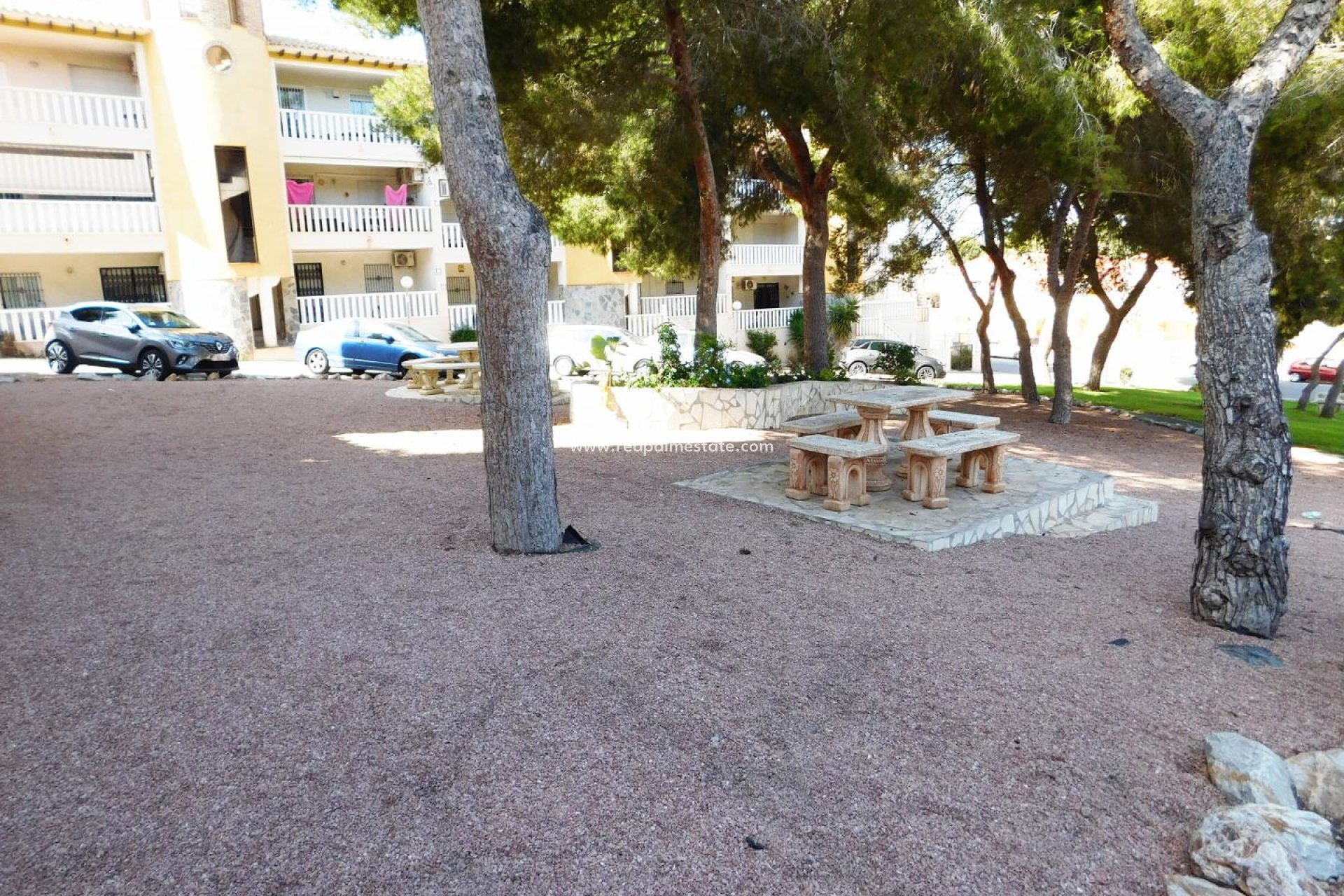 Resale - Apartment -
Orihuela Costa - Villamartín