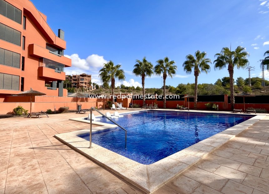 Resale - Apartment -
Orihuela Costa - Villamartín