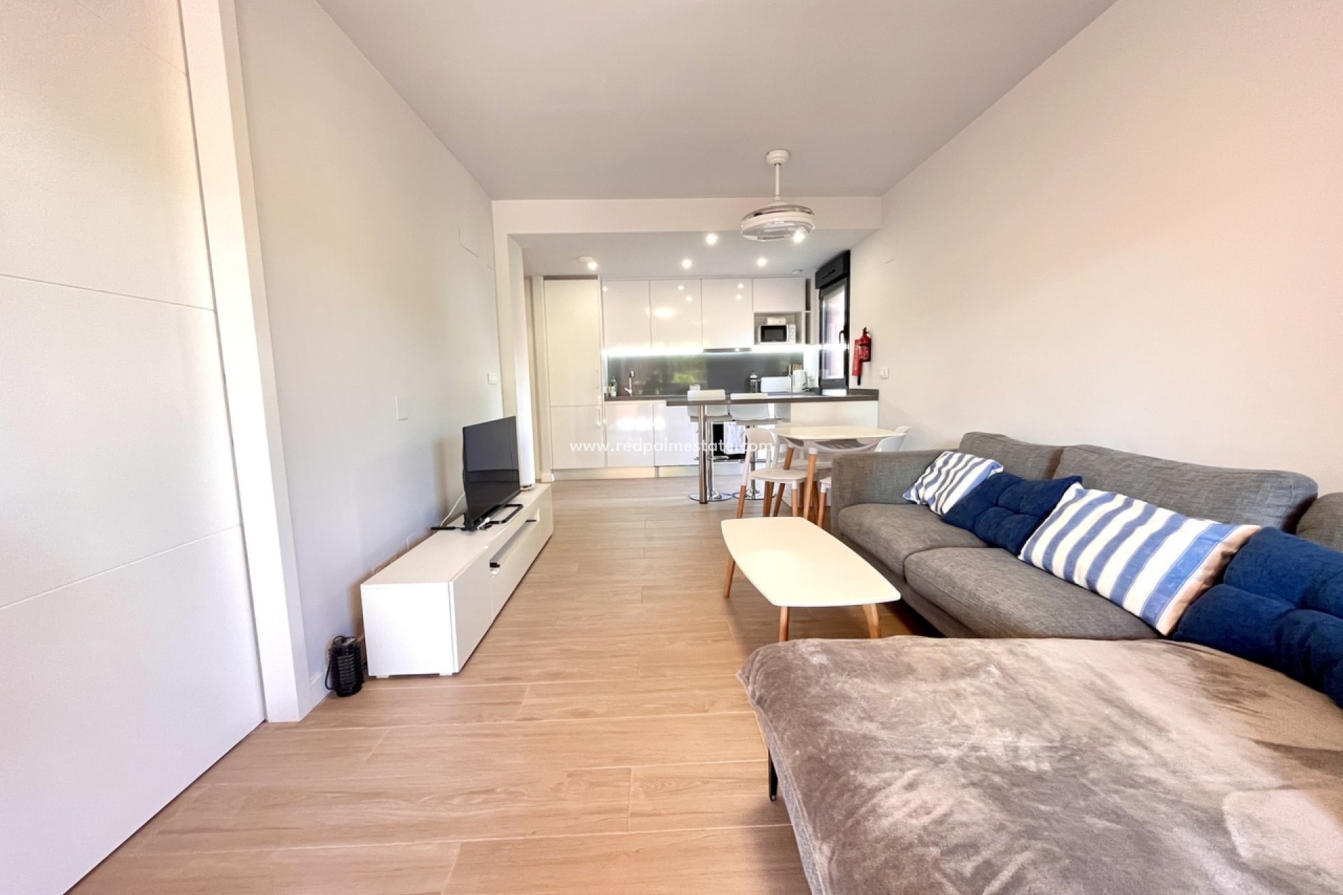 Resale - Apartment -
Orihuela Costa - Villamartín