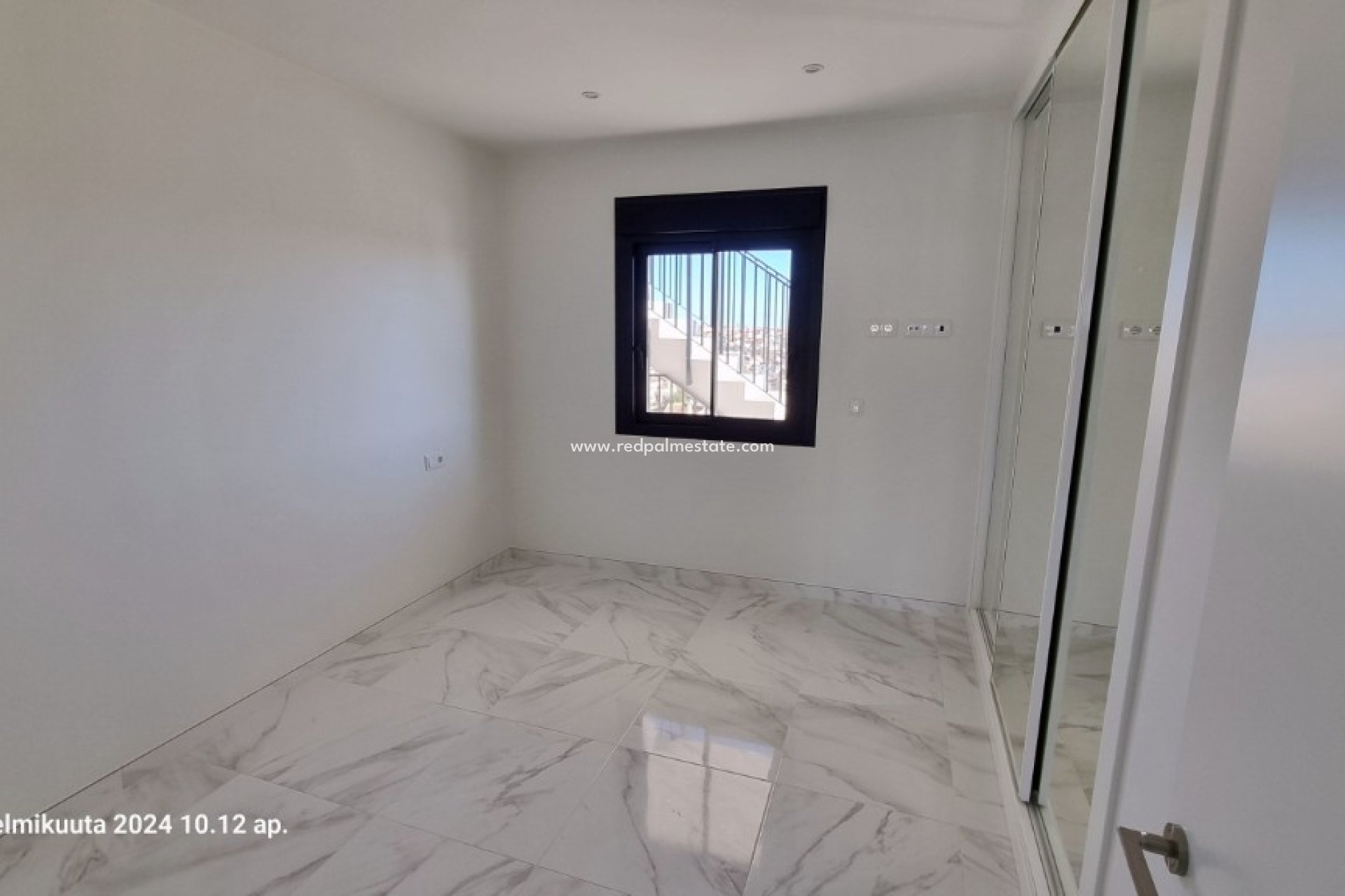 Resale - Apartment -
Orihuela Costa - Villamartín