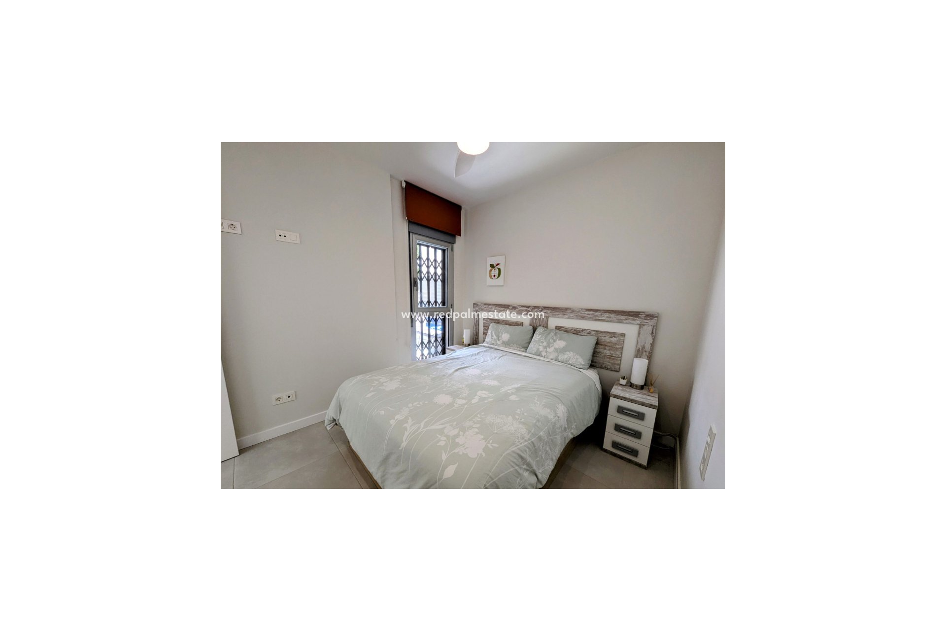 Resale - Apartment -
Orihuela Costa - Villamartín