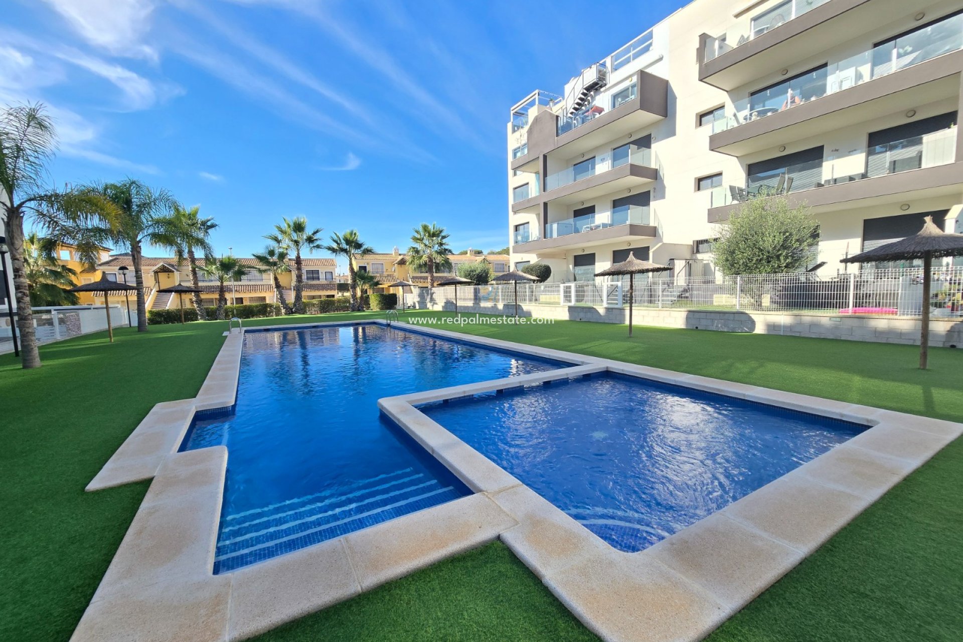 Resale - Apartment -
Orihuela Costa - Villamartín *