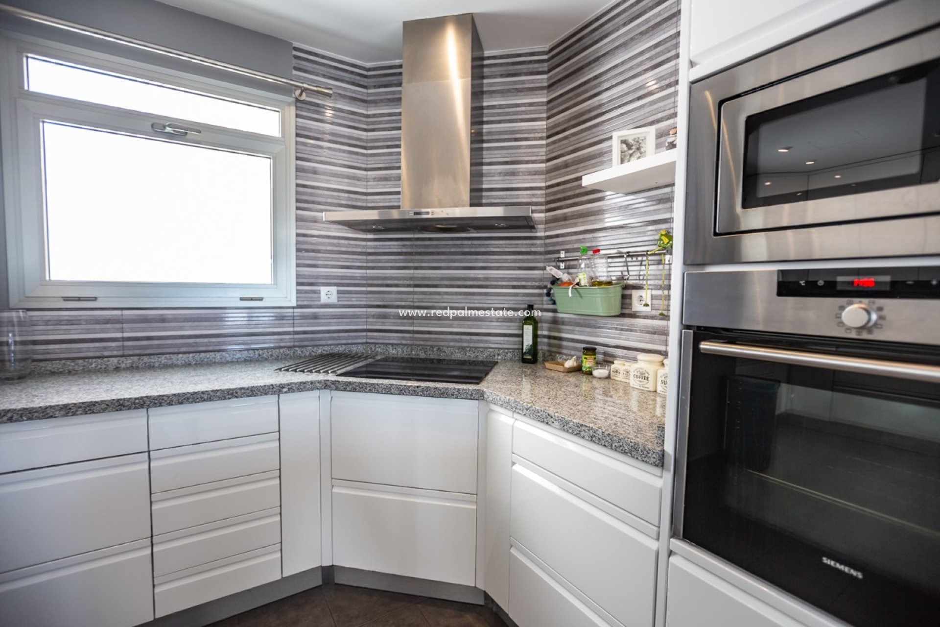 Resale - Apartment -
Orihuela Costa - Villamartín