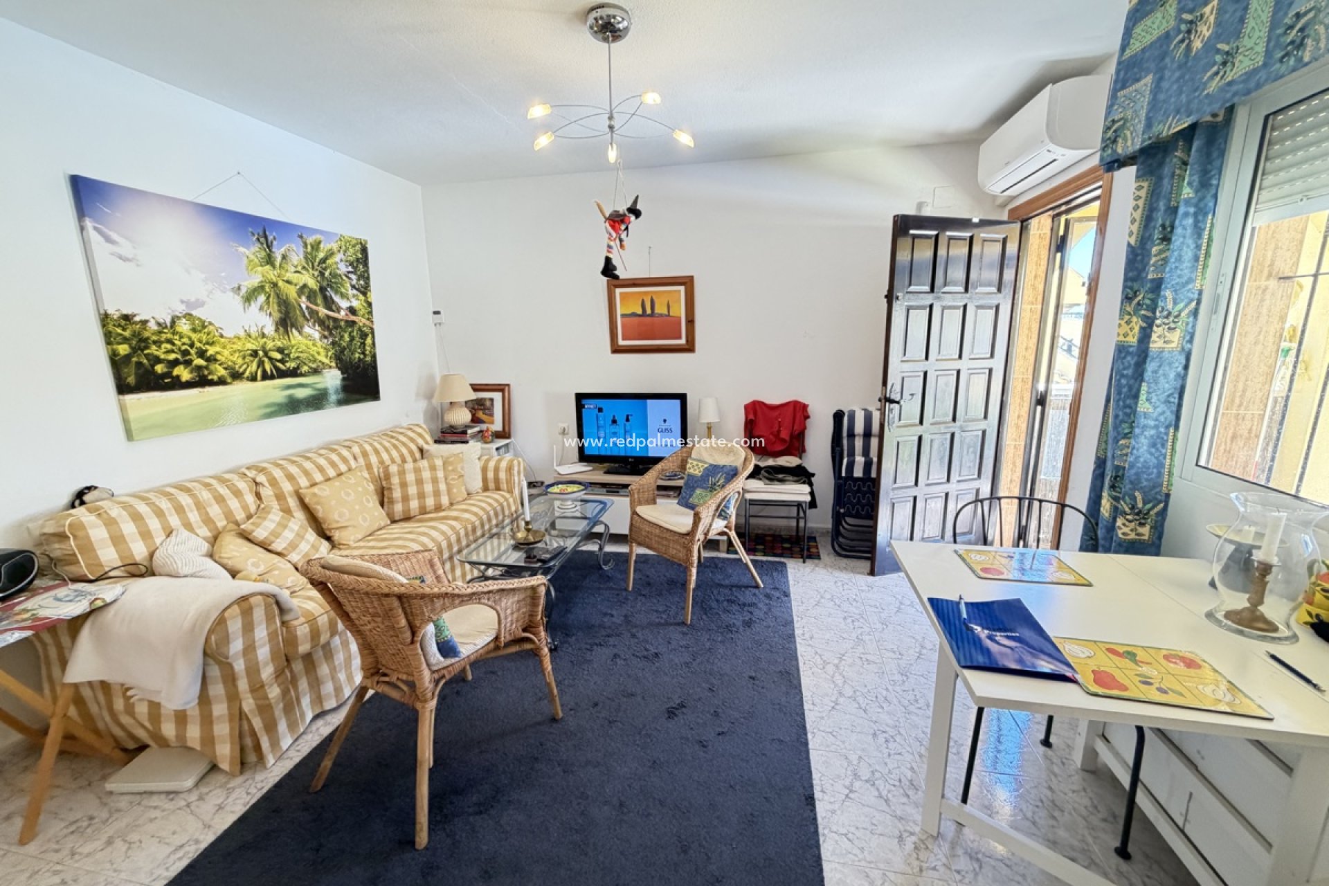 Resale - Apartment -
Orihuela Costa - Villamartín