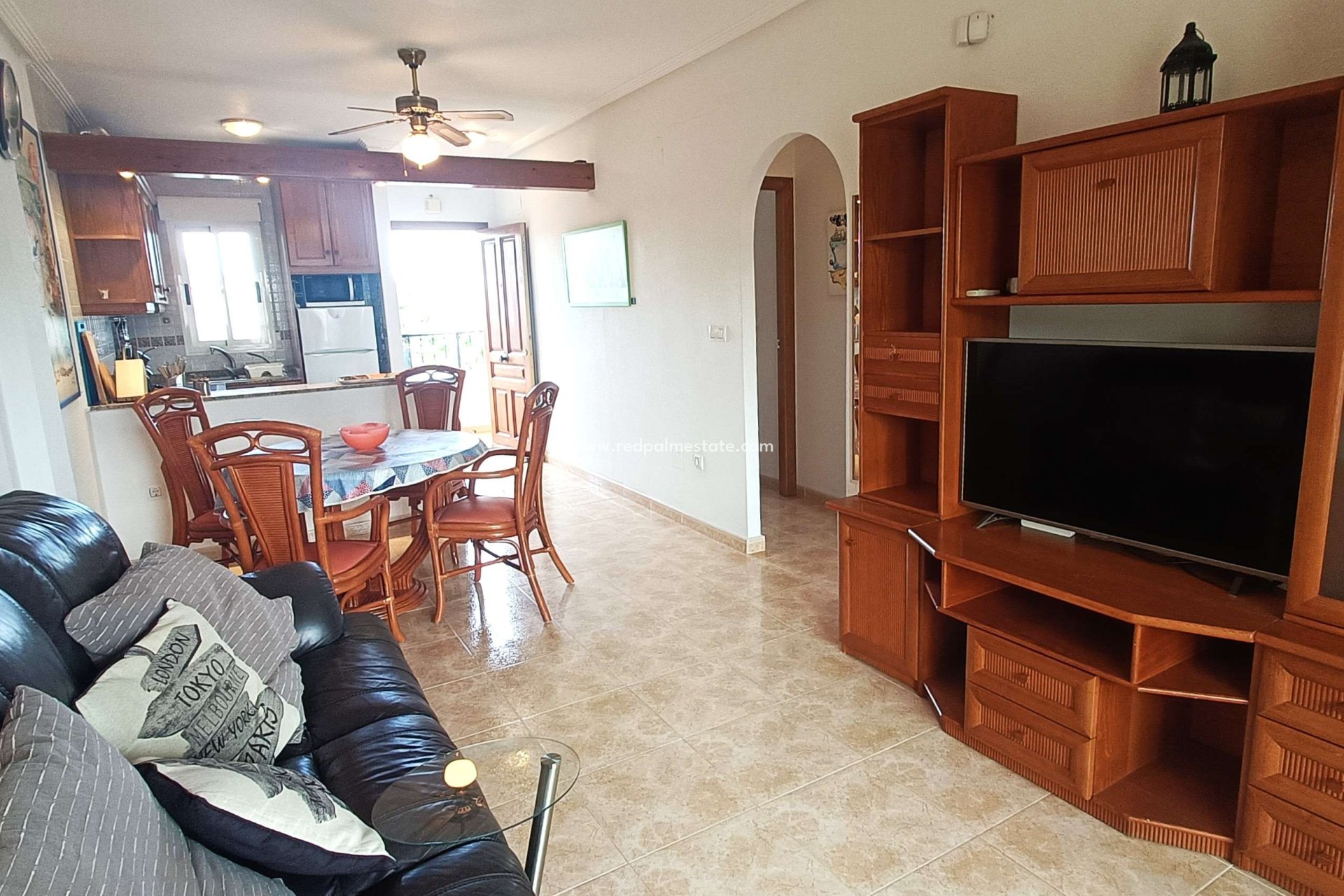 Resale - Apartment -
Orihuela Costa - Villamartín
