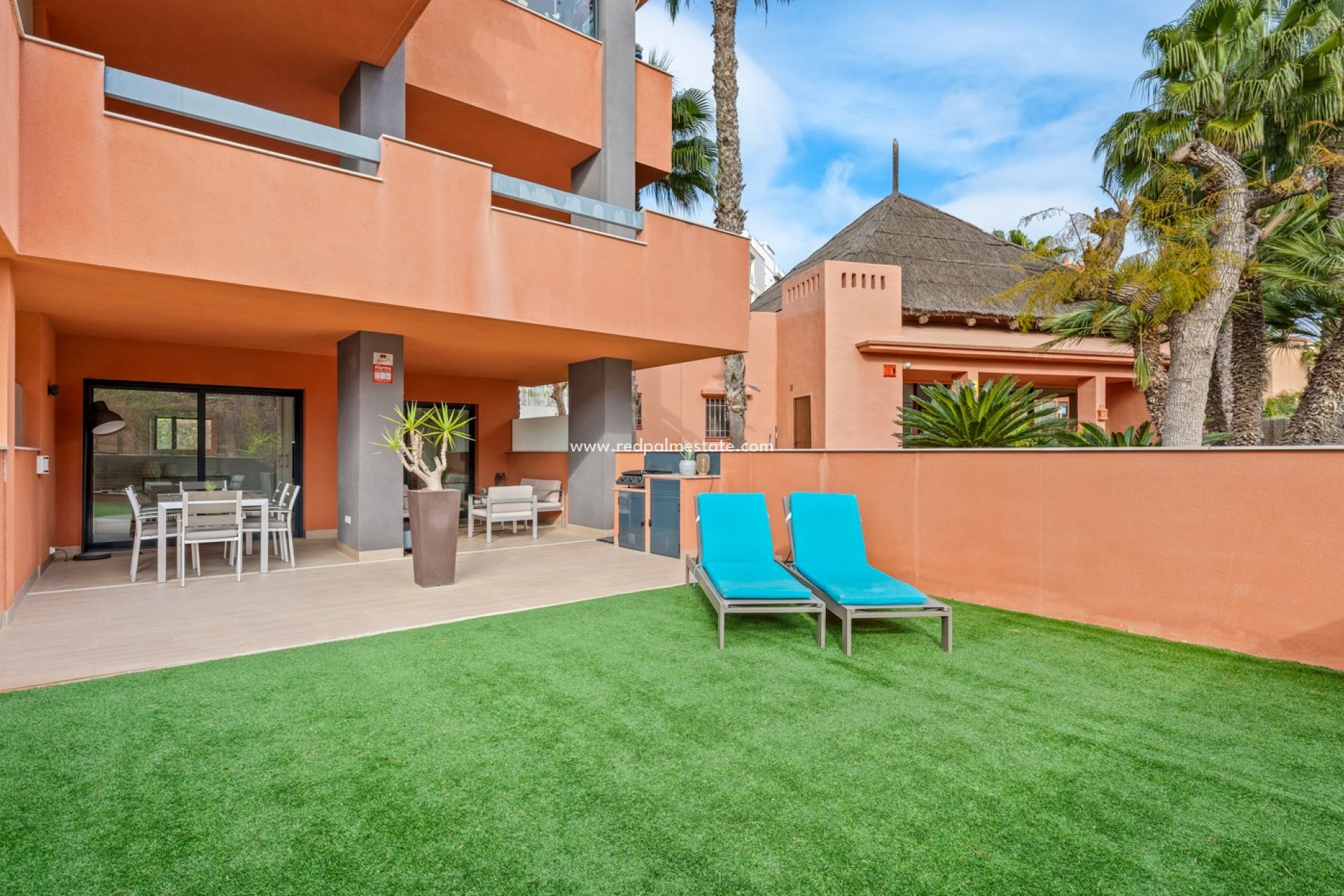 Resale - Apartment -
Orihuela Costa - Villamartín