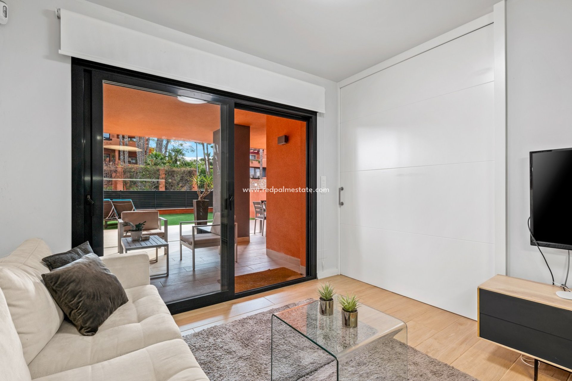 Resale - Apartment -
Orihuela Costa - Villamartín