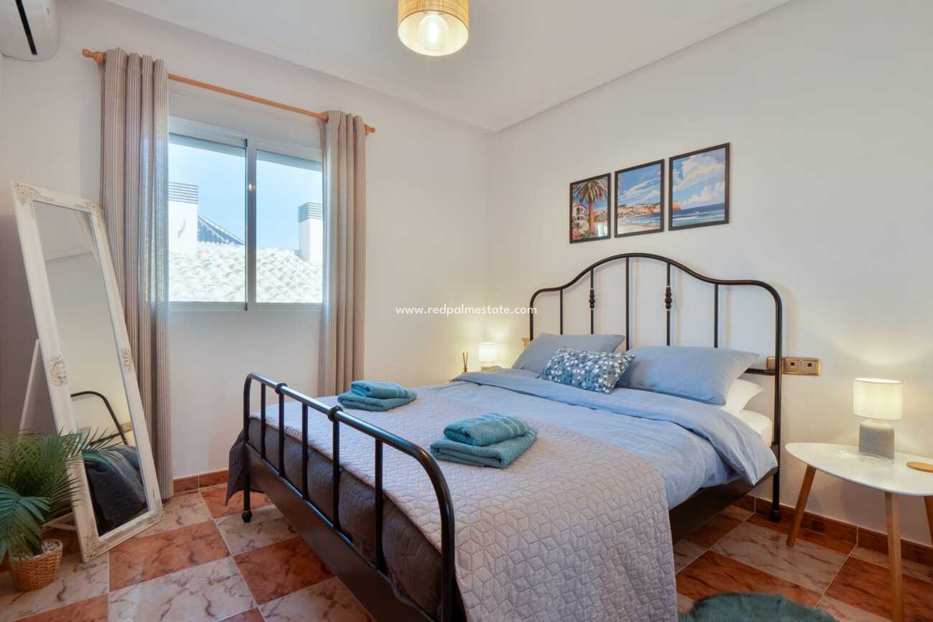 Resale - Apartment -
Orihuela Costa - Villamartín