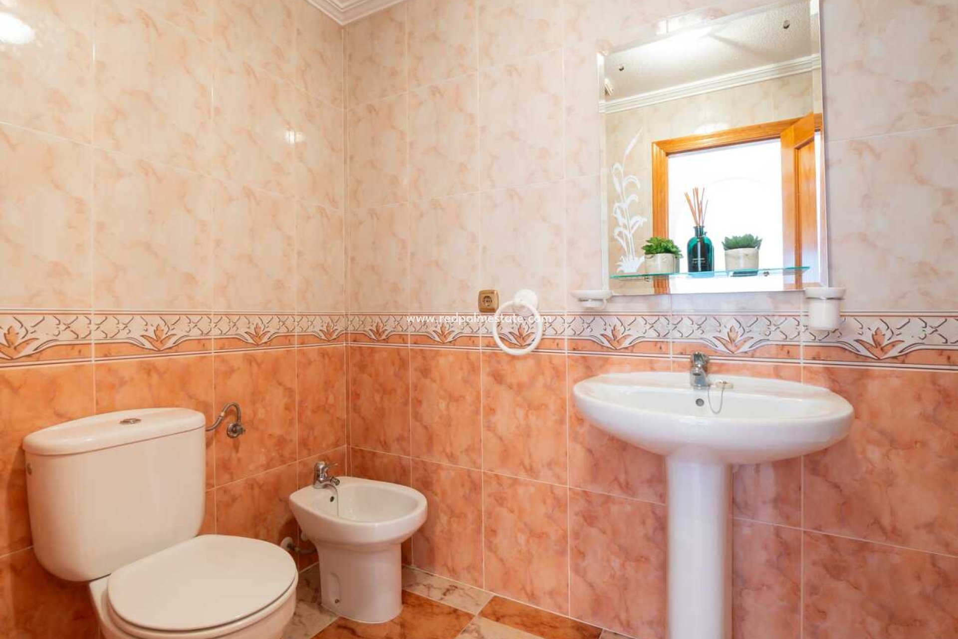 Resale - Apartment -
Orihuela Costa - Villamartín