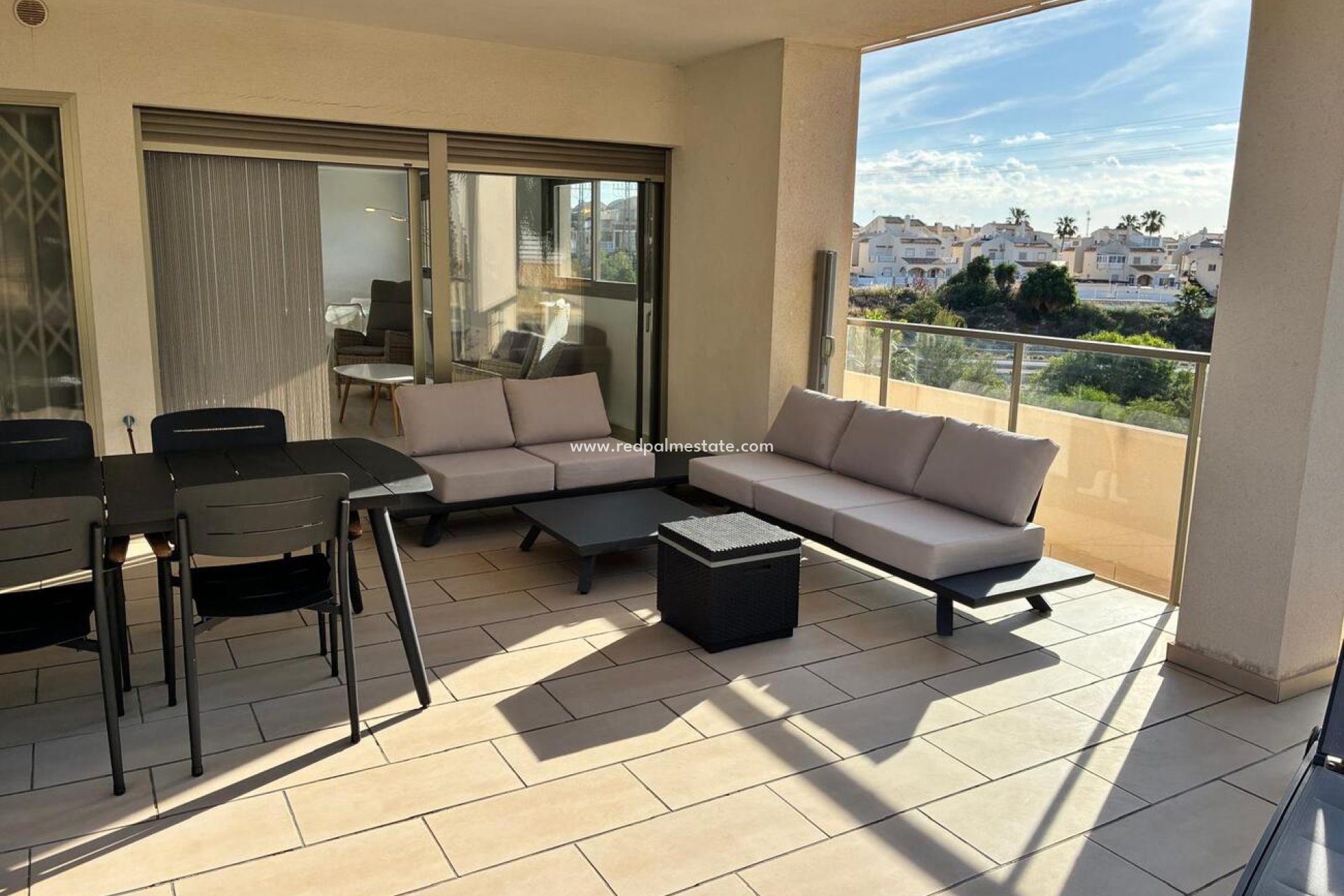 Resale - Apartment -
Orihuela Costa - Villamartín