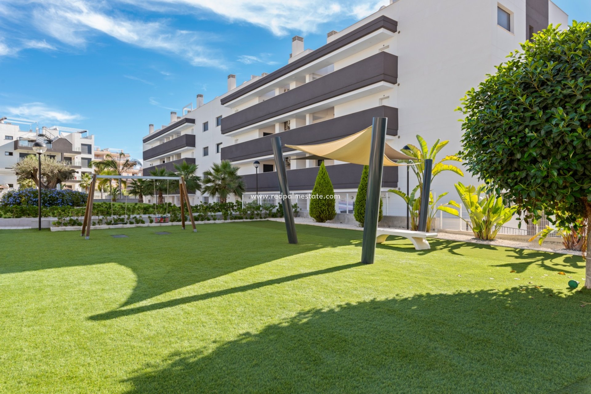 Resale - Apartment -
Orihuela Costa - Villamartín