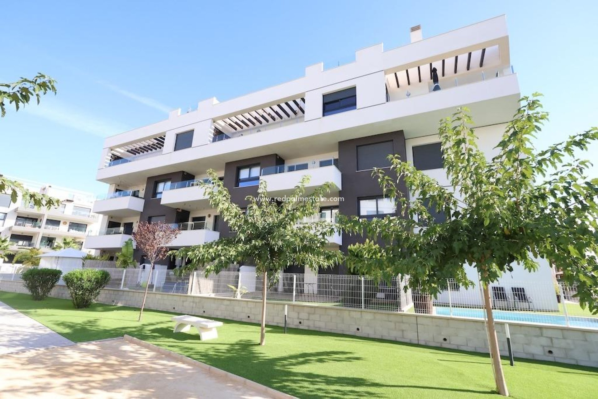 Resale - Apartment -
Orihuela Costa - Villamartín