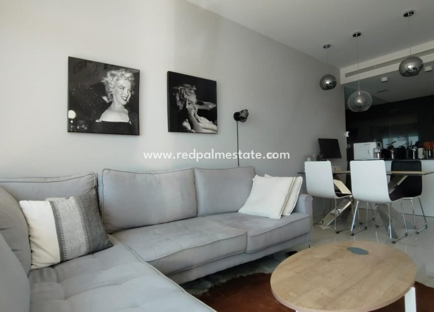 Resale - Apartment -
Orihuela Costa - Villamartín