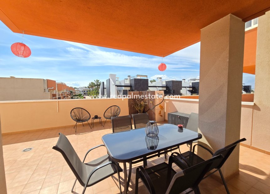 Resale - Apartment -
Orihuela Costa - Villamartín *