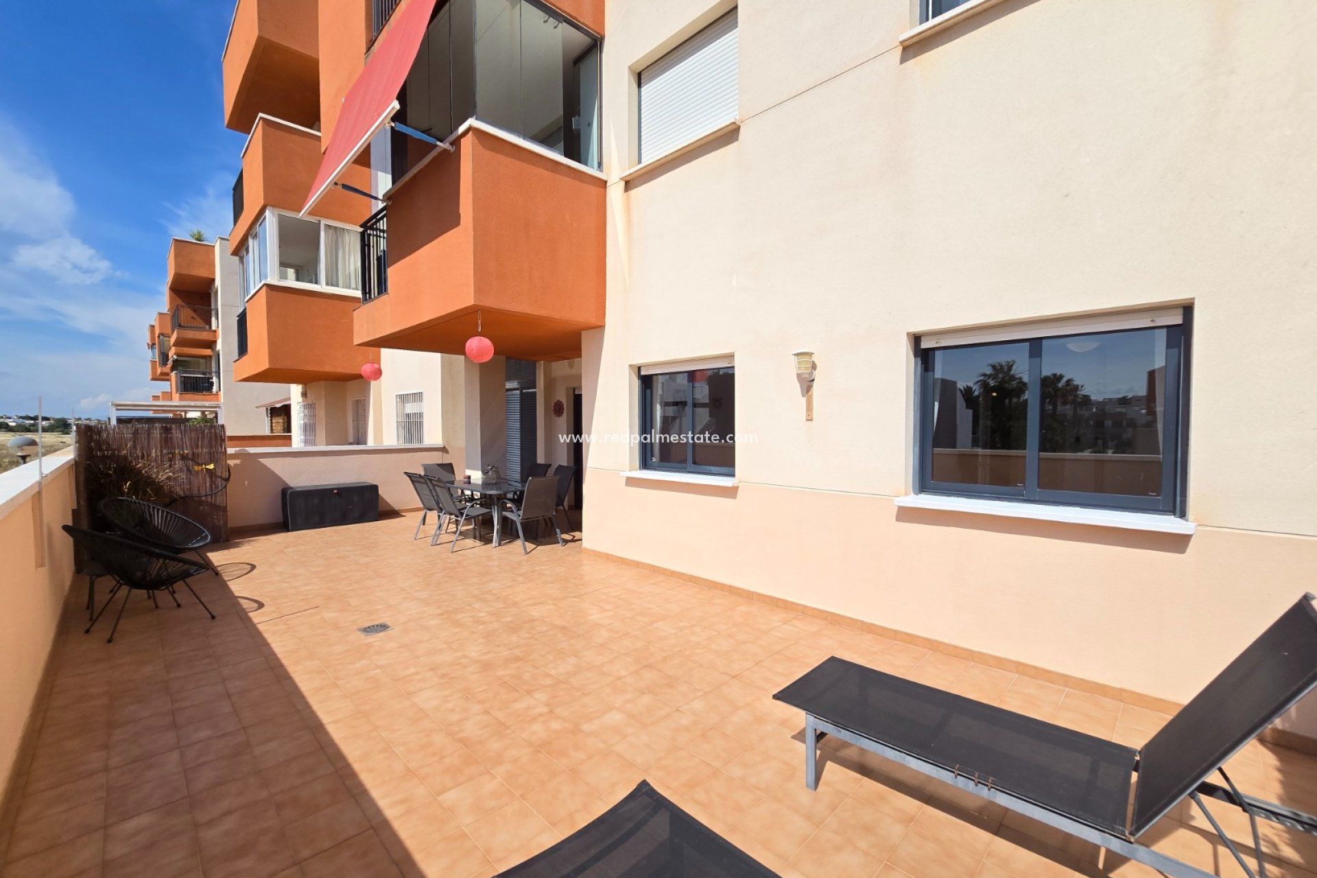 Resale - Apartment -
Orihuela Costa - Villamartín *