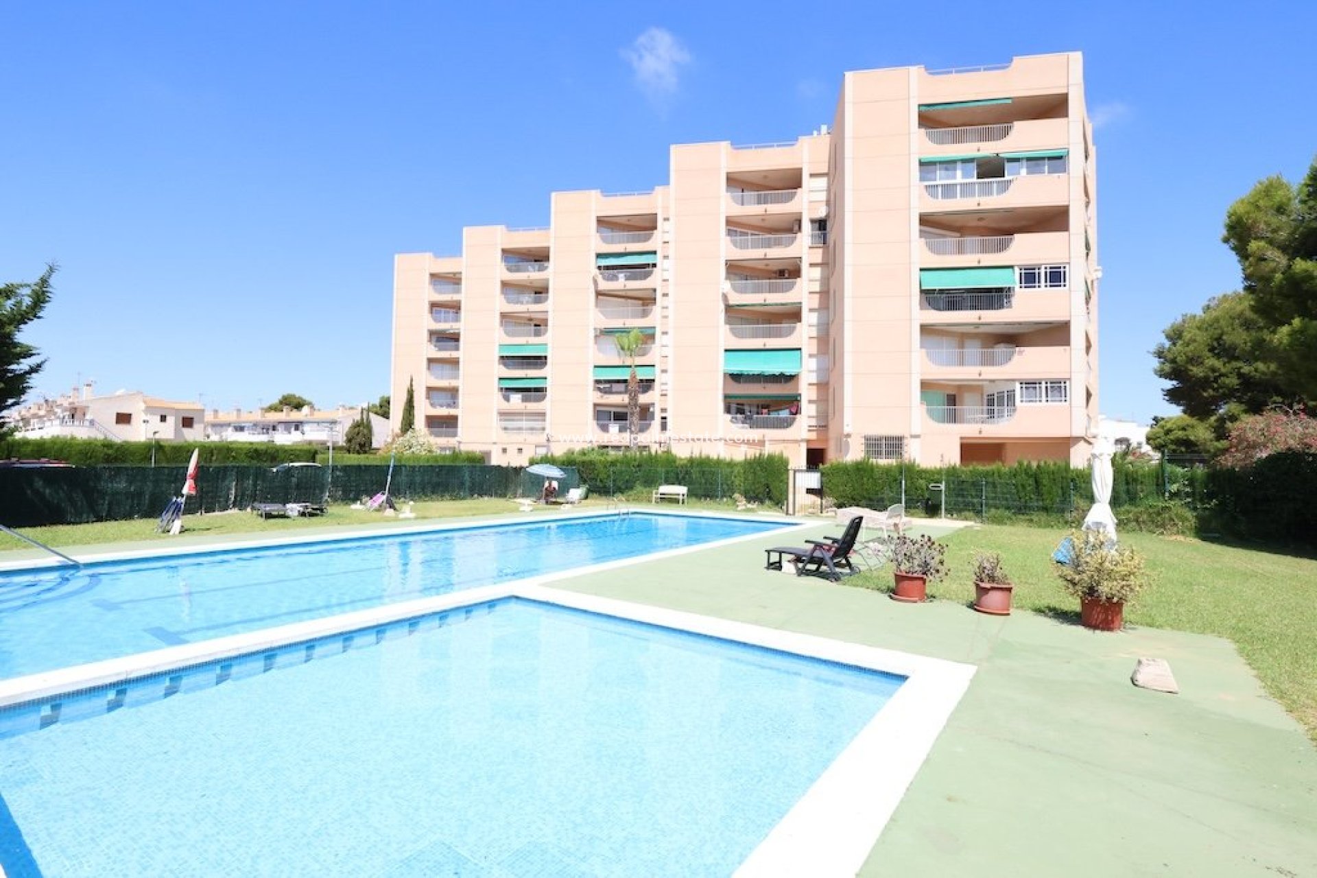 Resale - Apartment -
Orihuela Costa