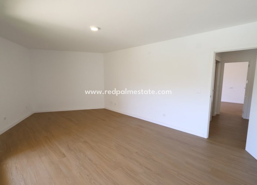 Resale - Apartment -
Orihuela Costa