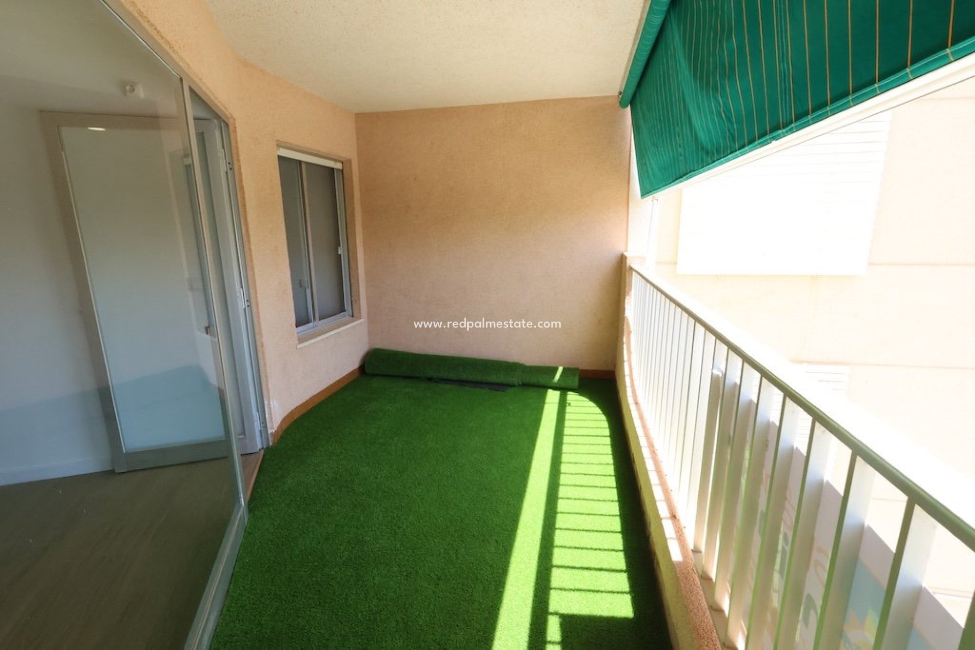 Resale - Apartment -
Orihuela Costa