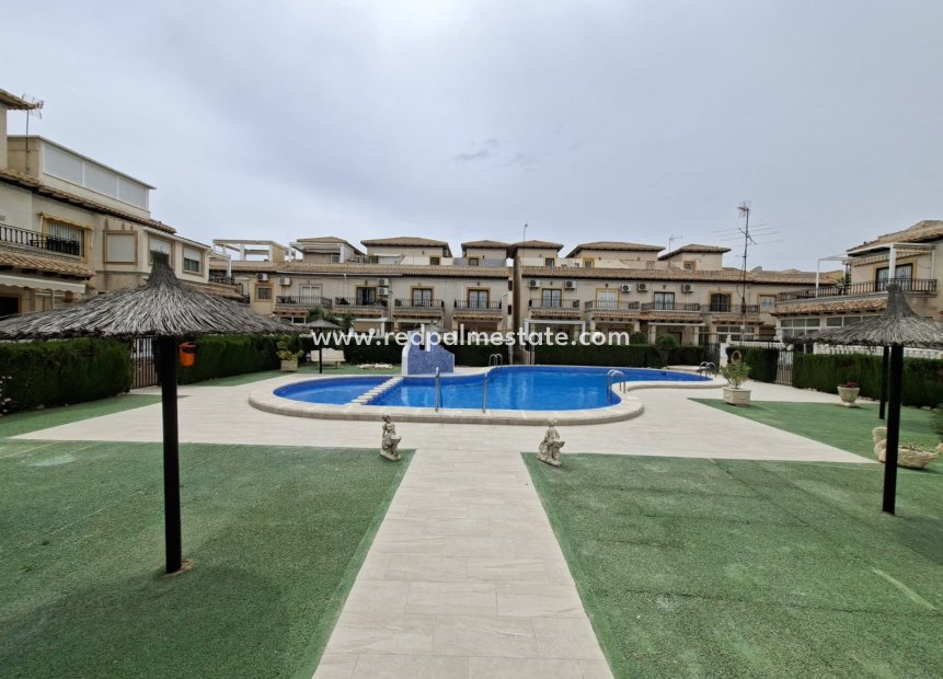 Resale - Apartment -
Orihuela Costa