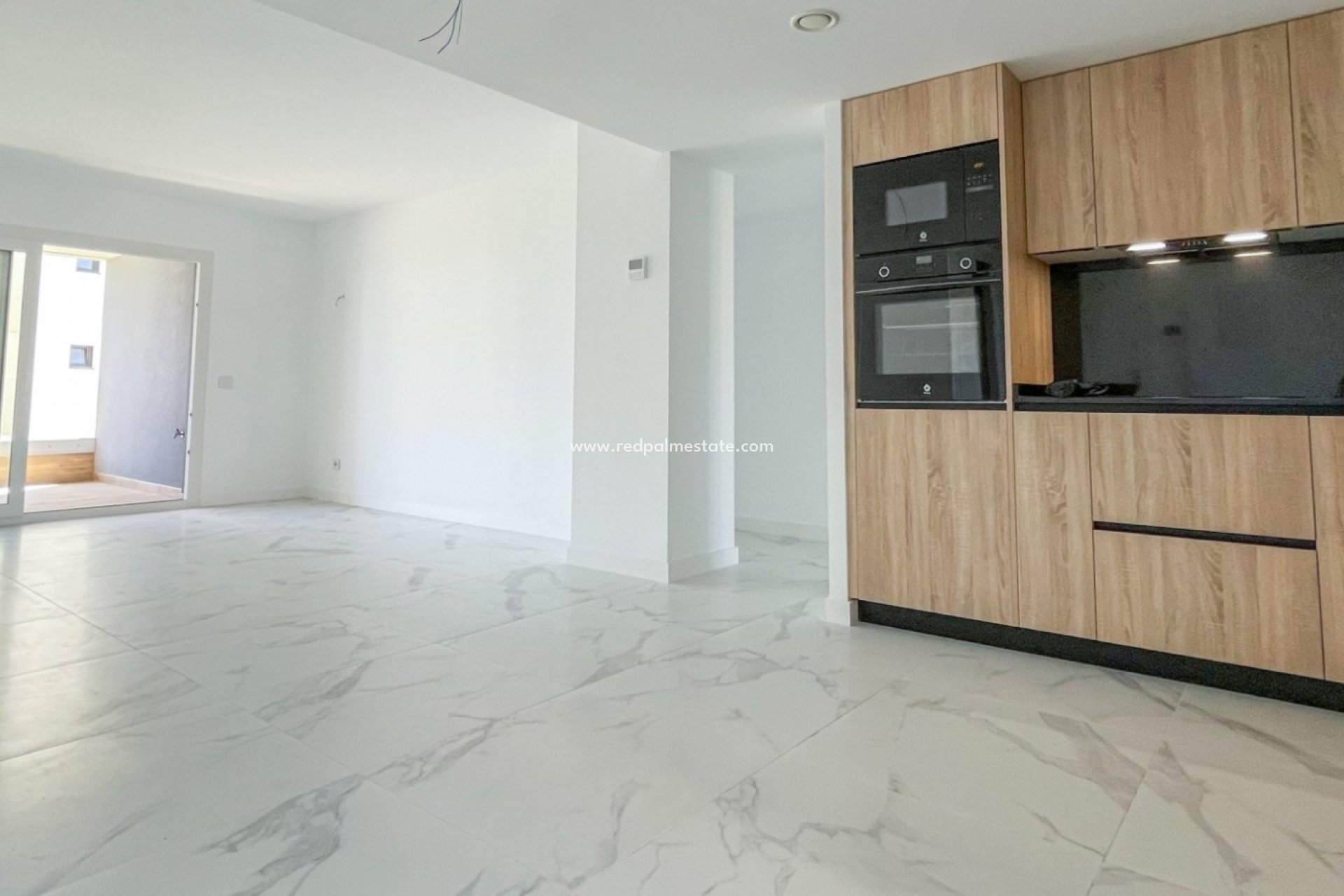 Resale - Apartment -
Orihuela Costa
