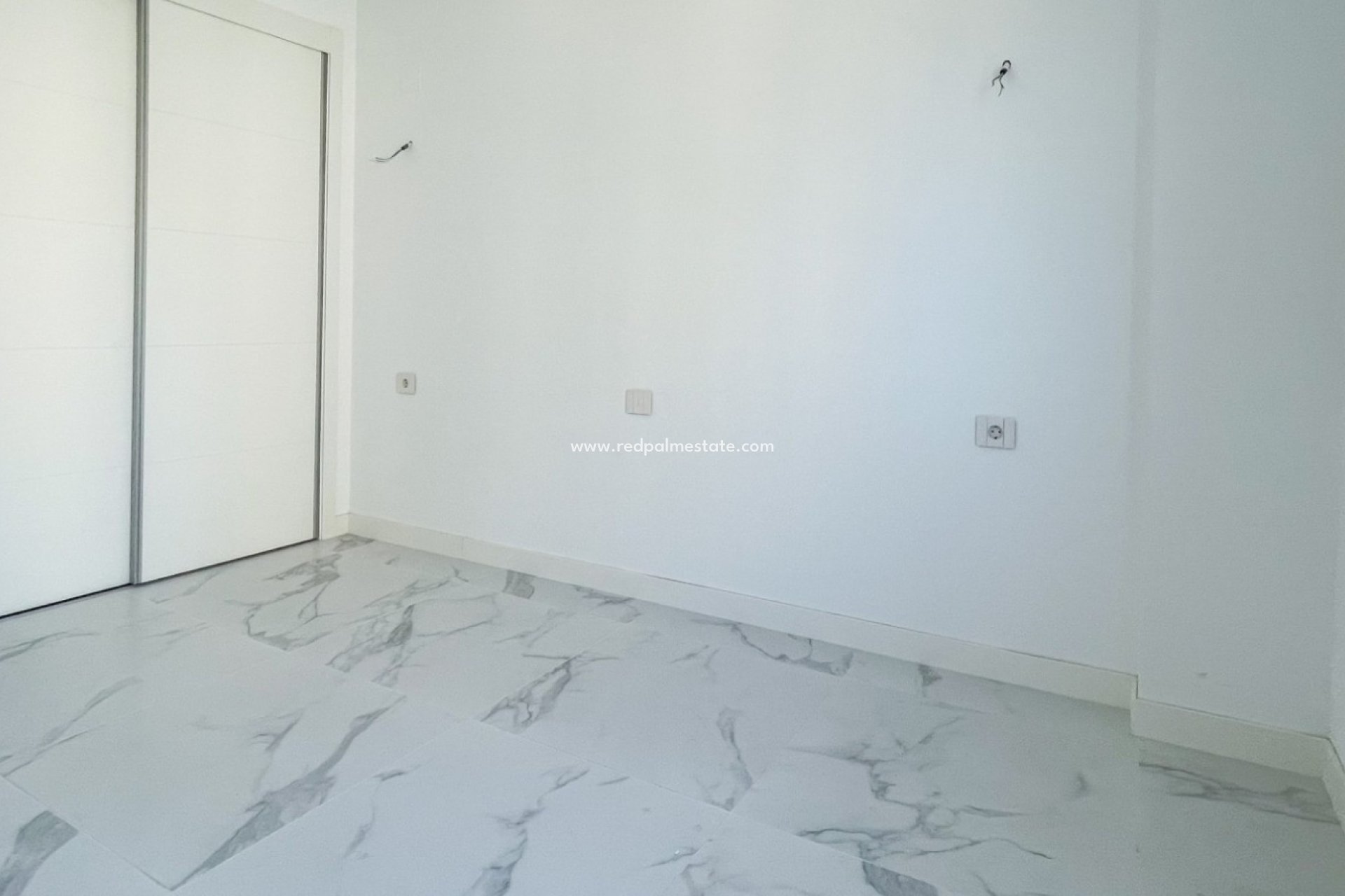 Resale - Apartment -
Orihuela Costa