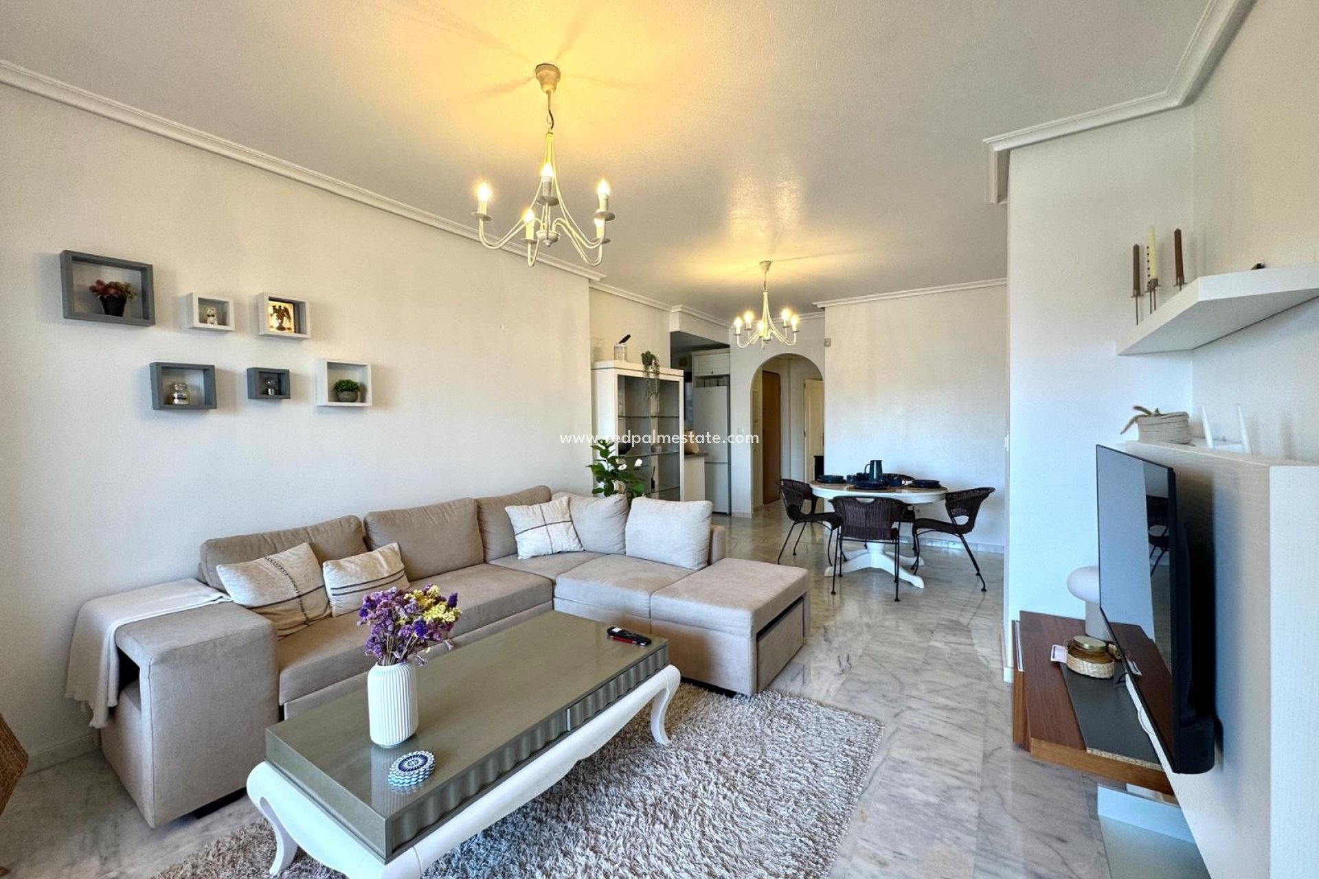 Resale - Apartment -
Orihuela Costa