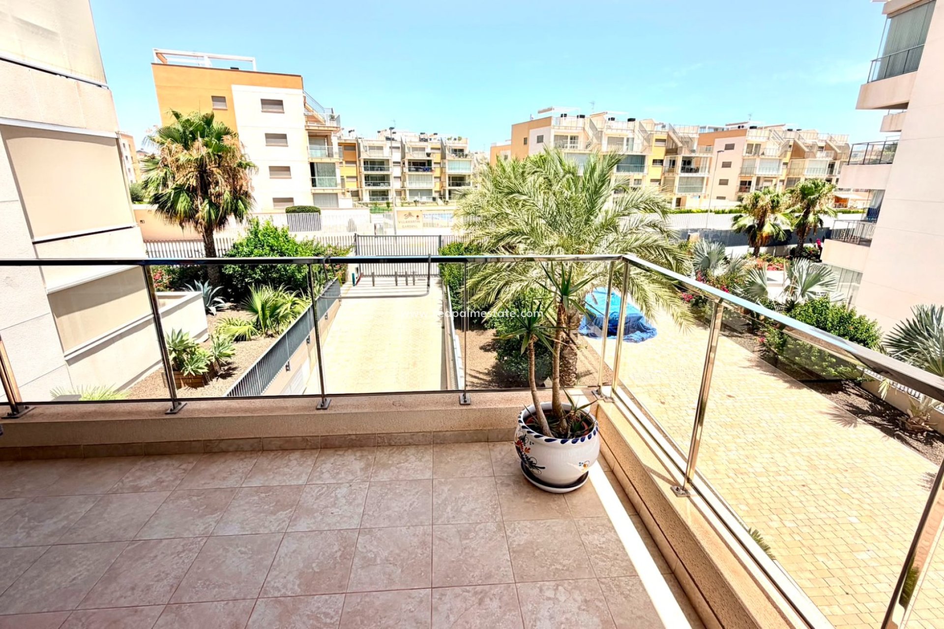 Resale - Apartment -
Orihuela Costa