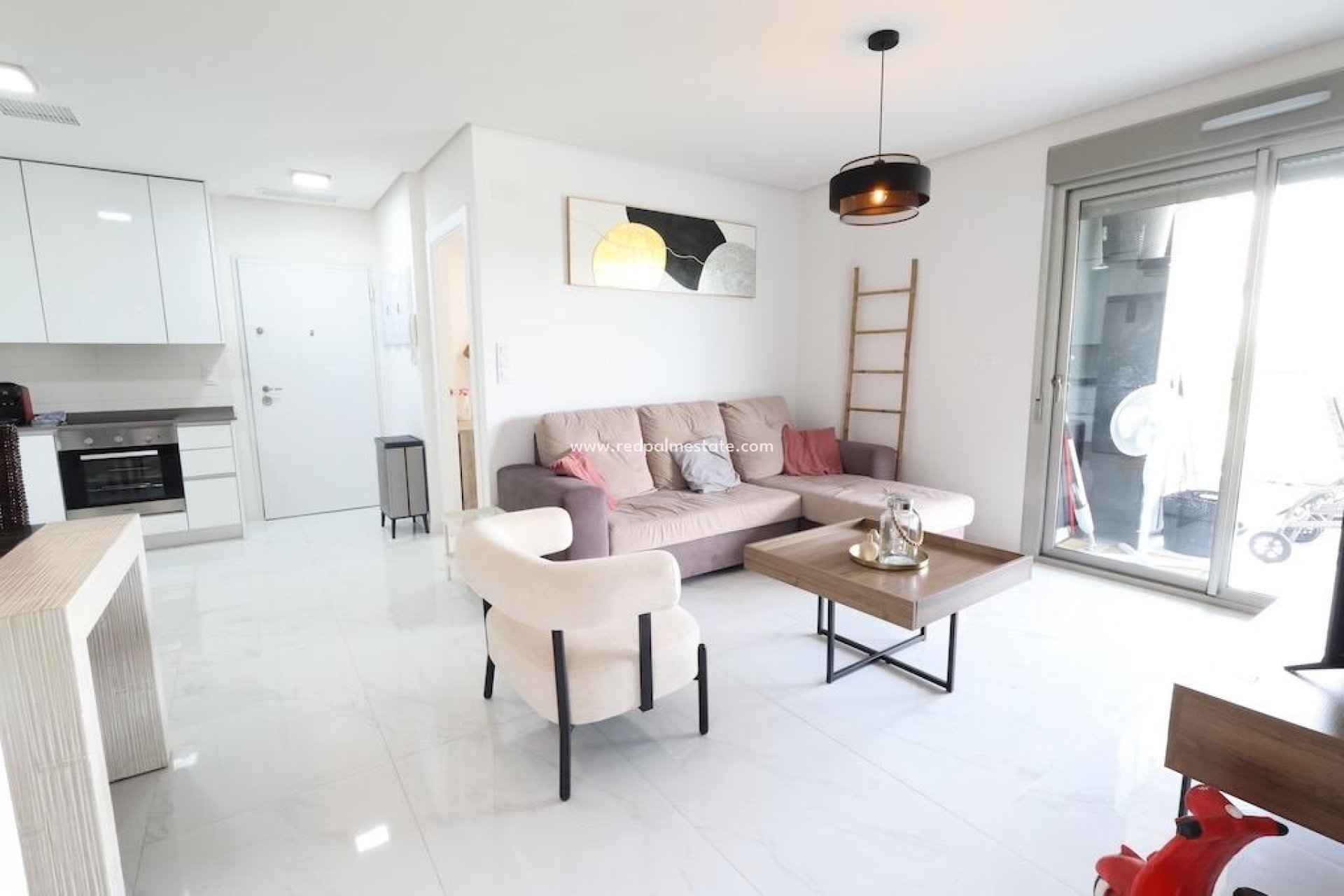 Resale - Apartment -
Orihuela Costa