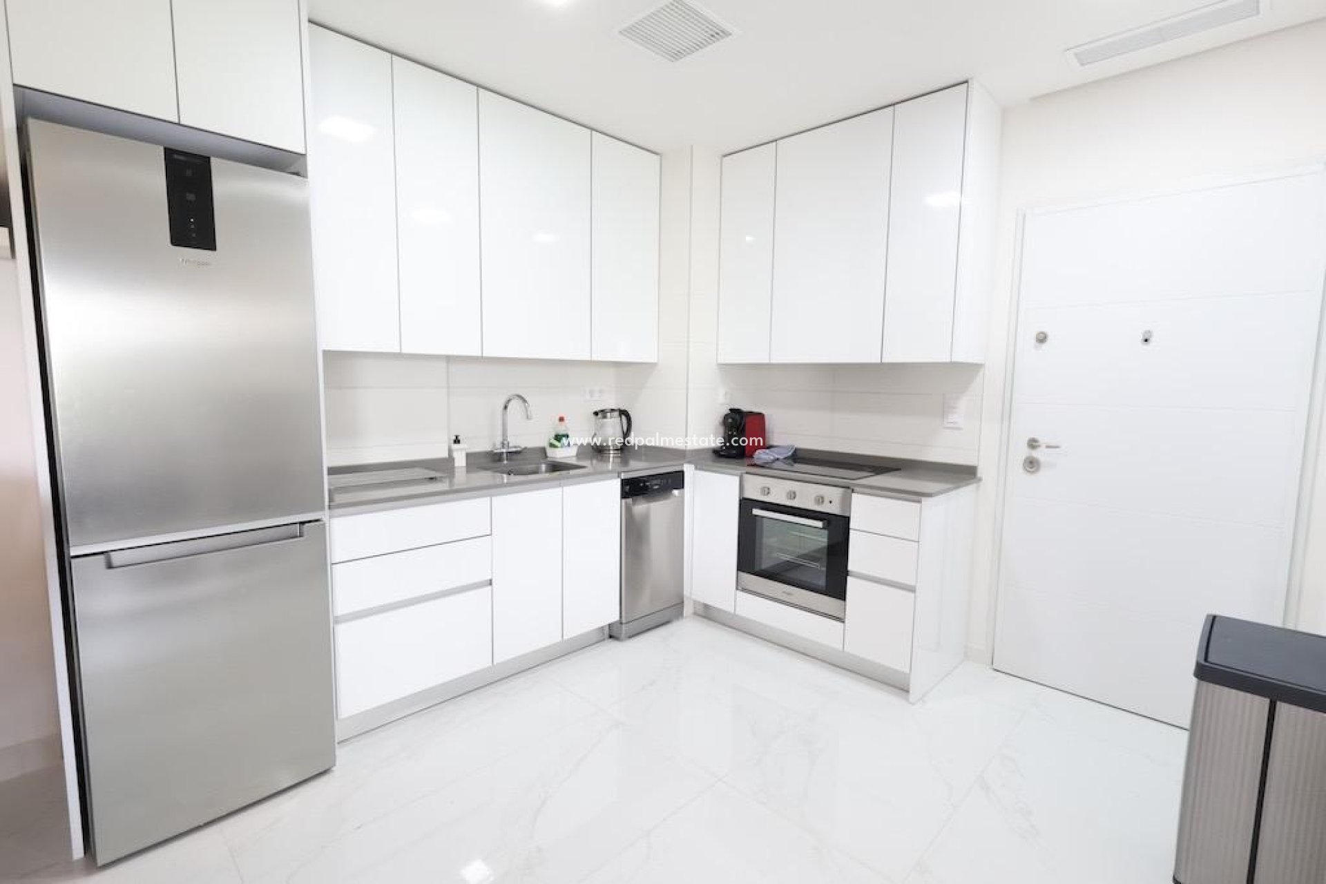Resale - Apartment -
Orihuela Costa