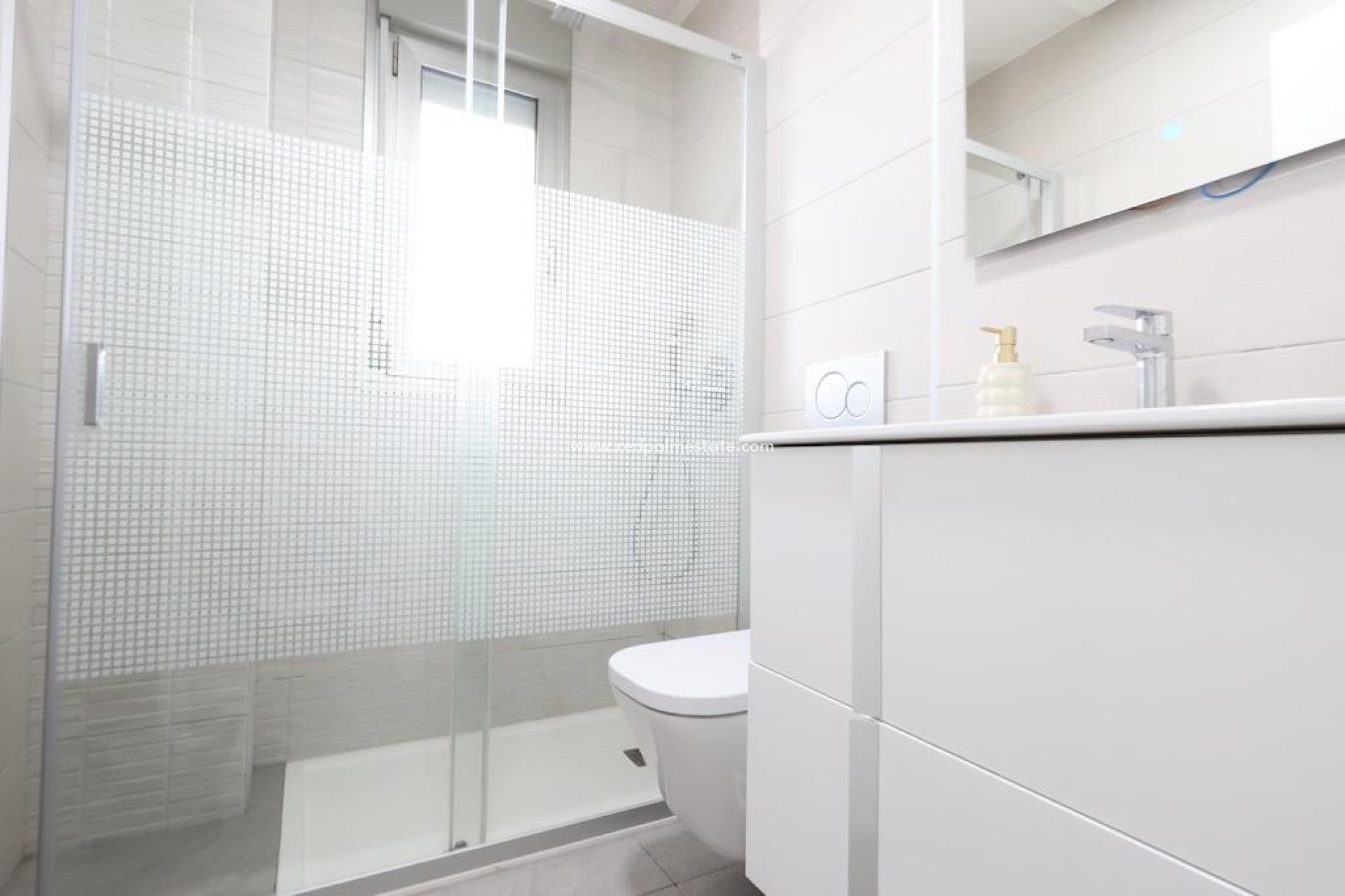 Resale - Apartment -
Orihuela Costa