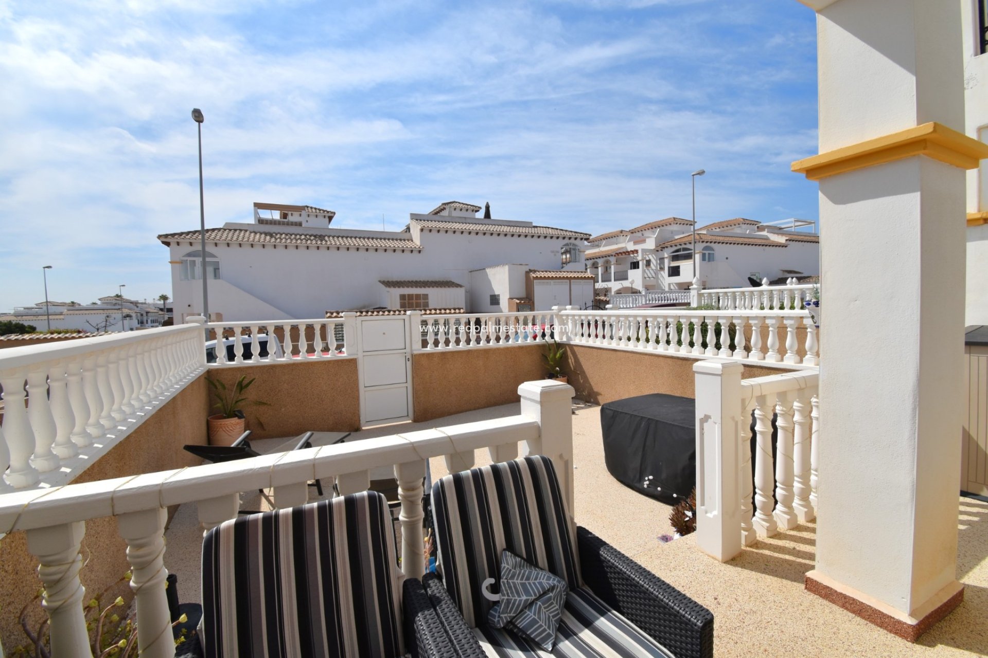 Resale - Apartment -
Orihuela Costa