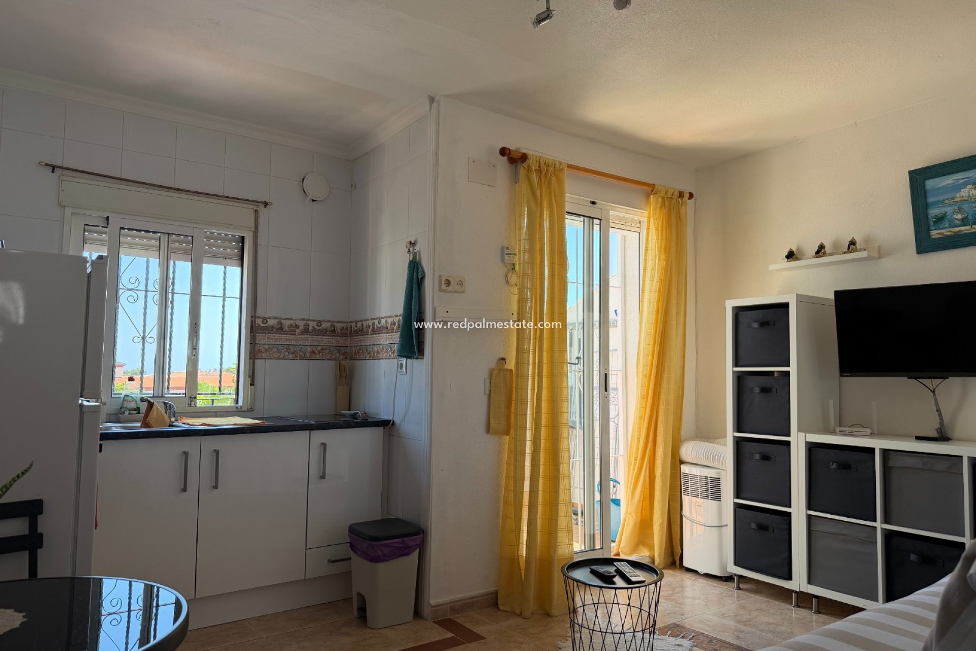 Resale - Apartment -
Orihuela Costa