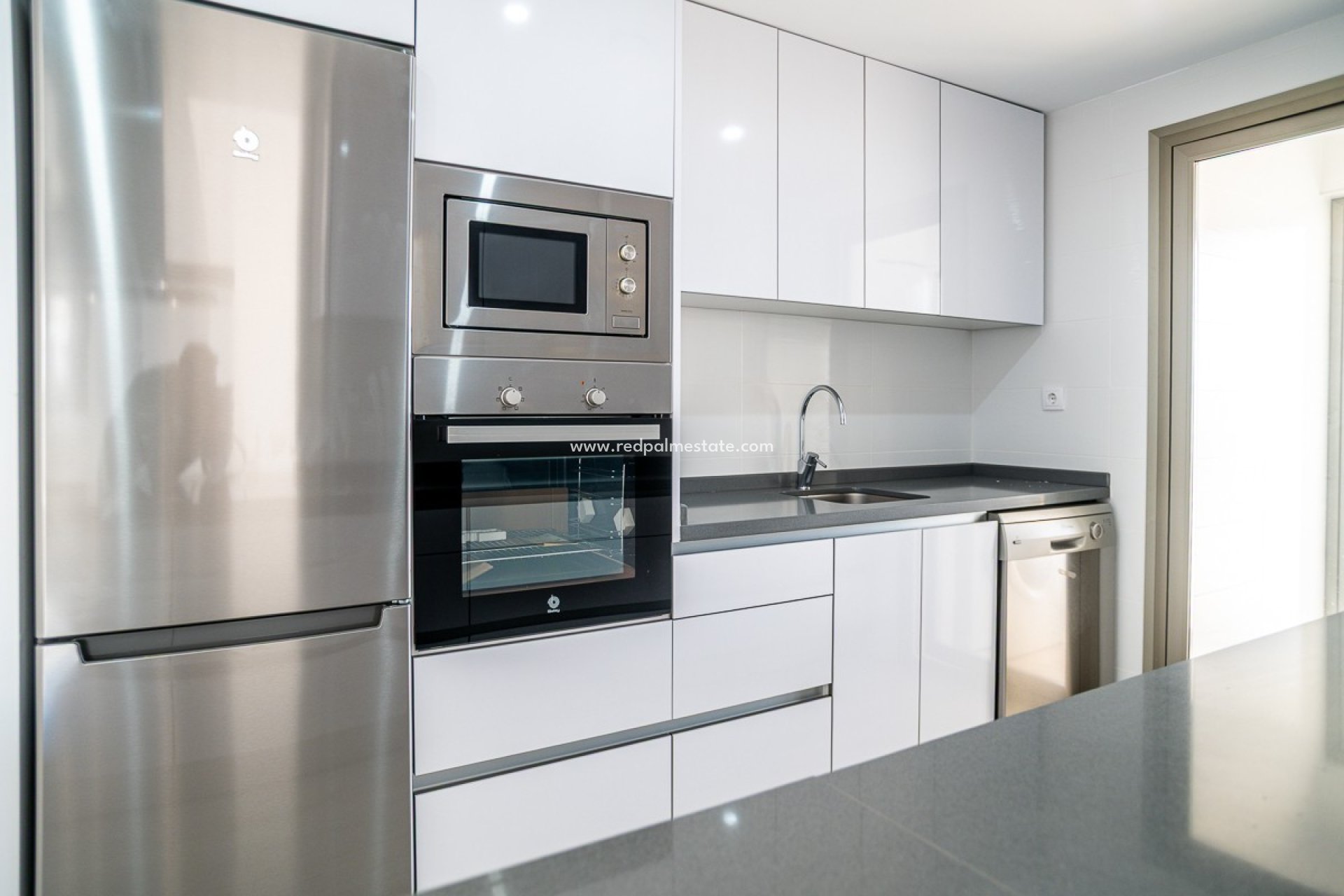 Resale - Apartment -
Orihuela Costa