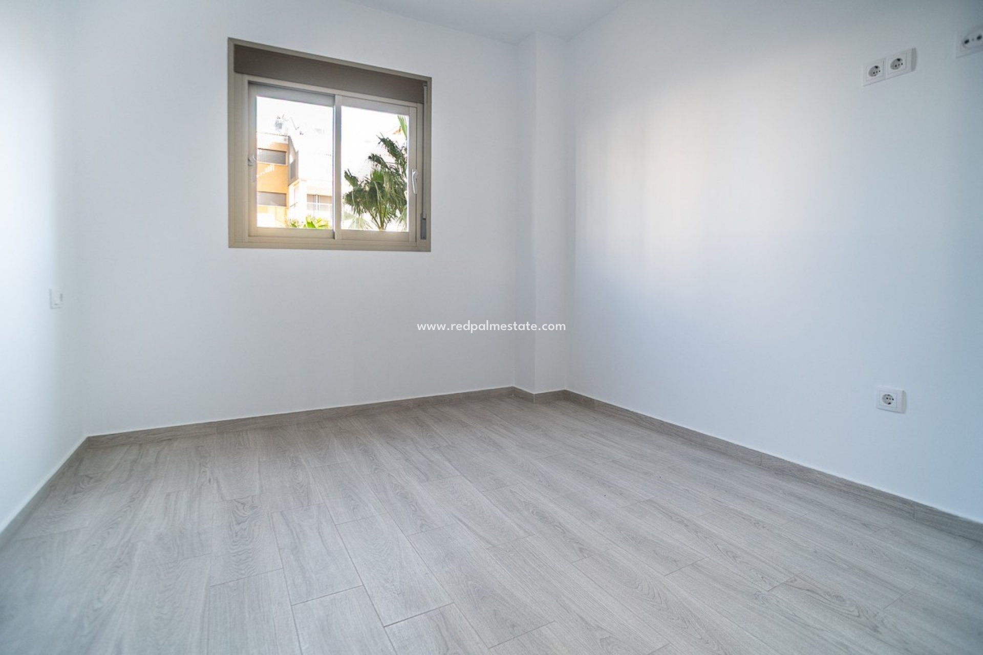 Resale - Apartment -
Orihuela Costa