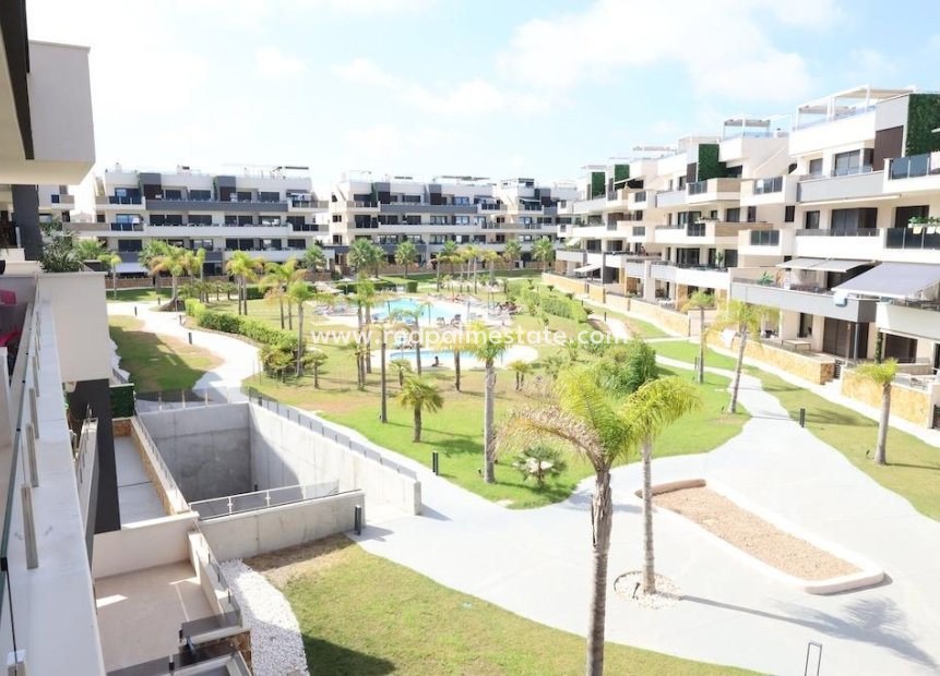Resale - Apartment -
Orihuela Costa